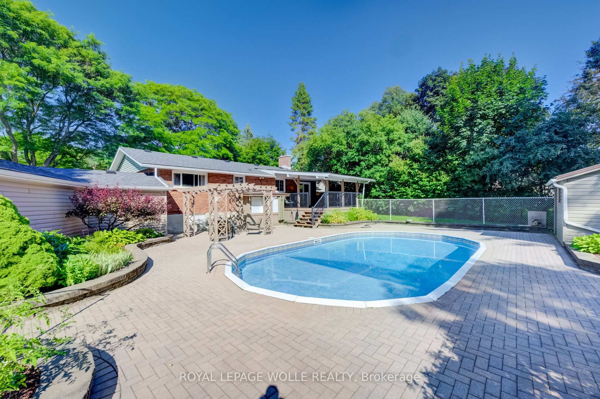 291 Villa Place photo 37