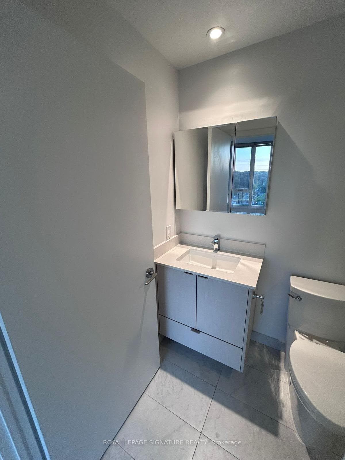 1926 Lakeshore Boulevard Unit 1216 photo 12