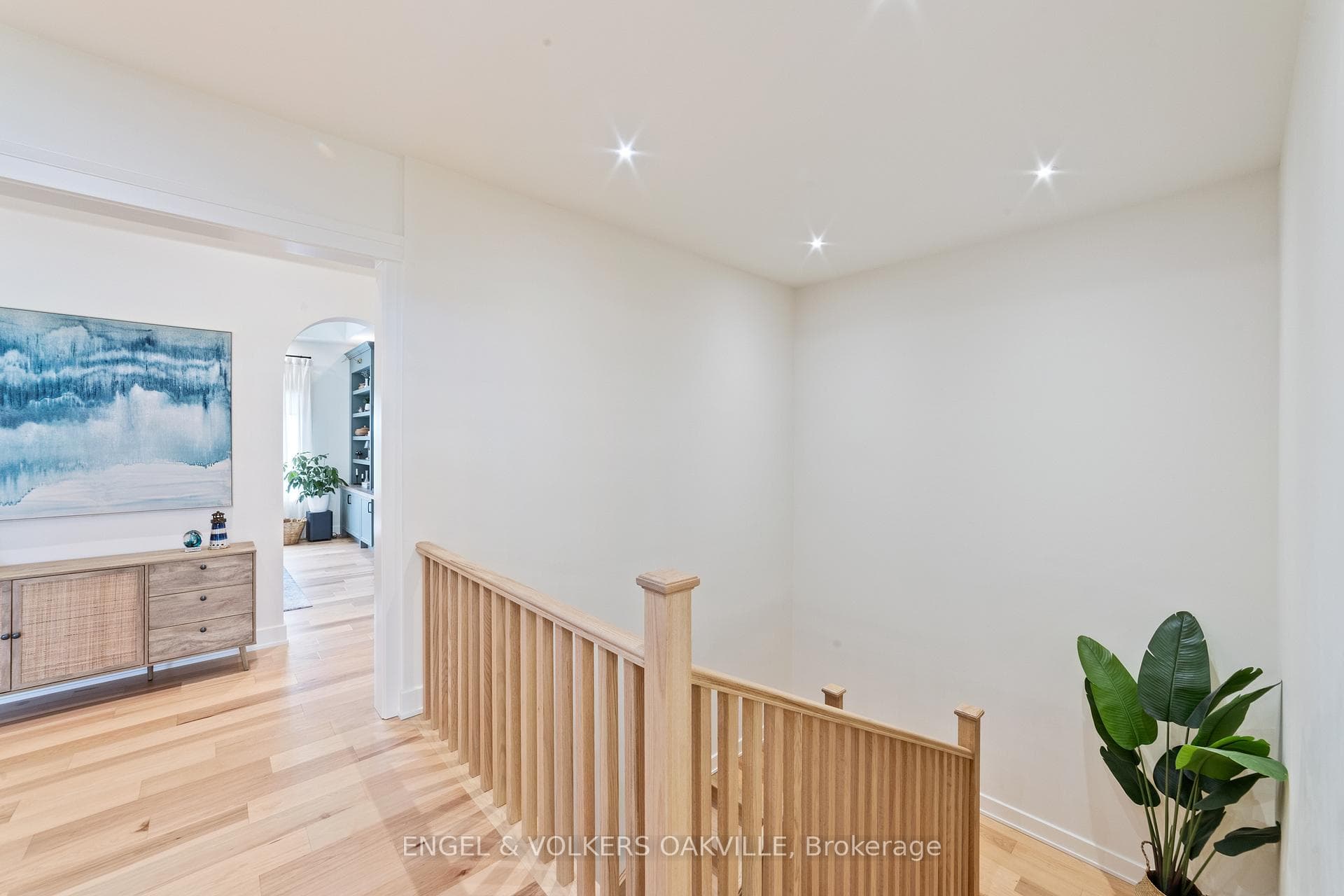 91 Logan Road photo 6