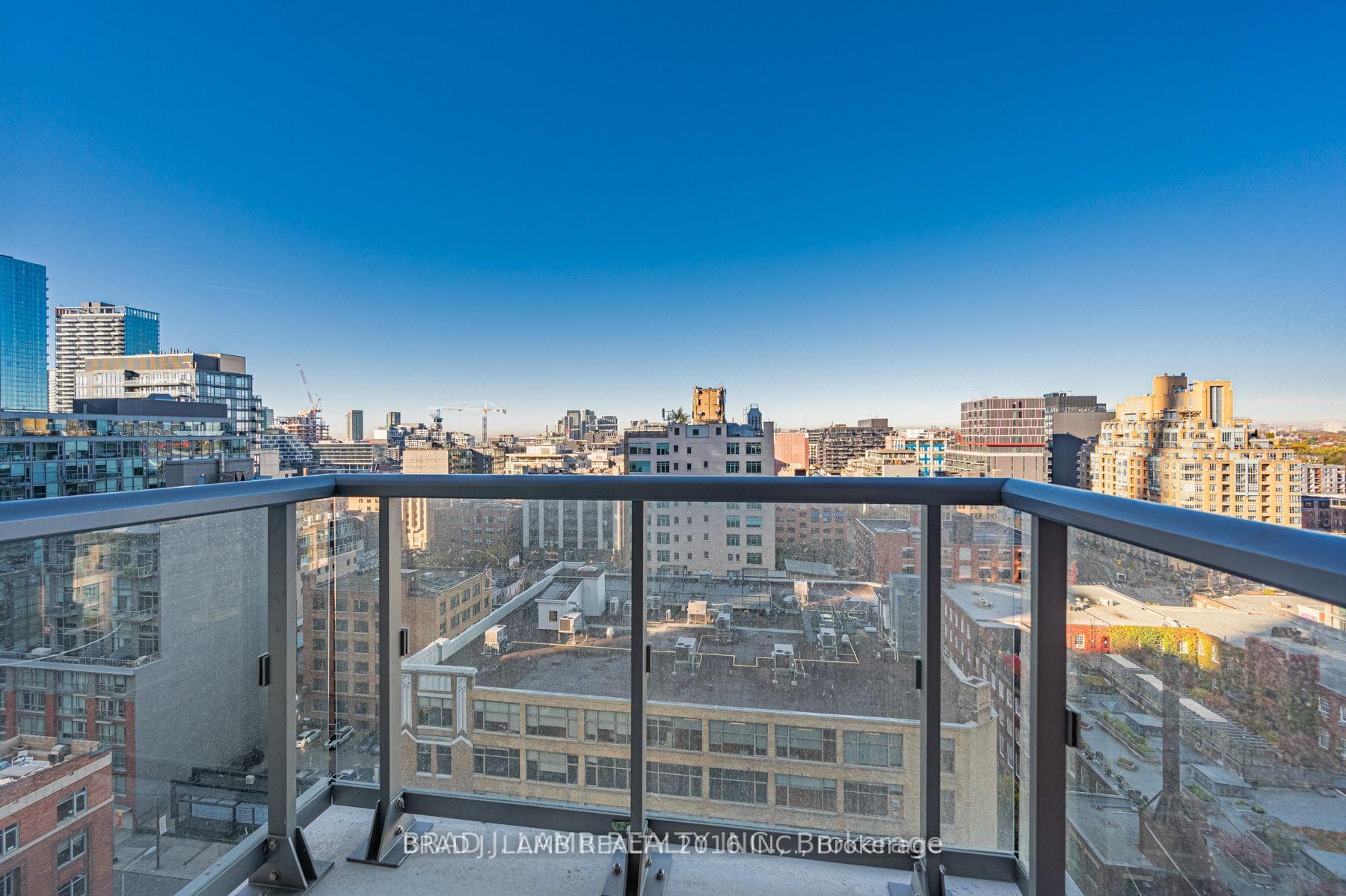 108 Peter Street Unit 1619 photo 12