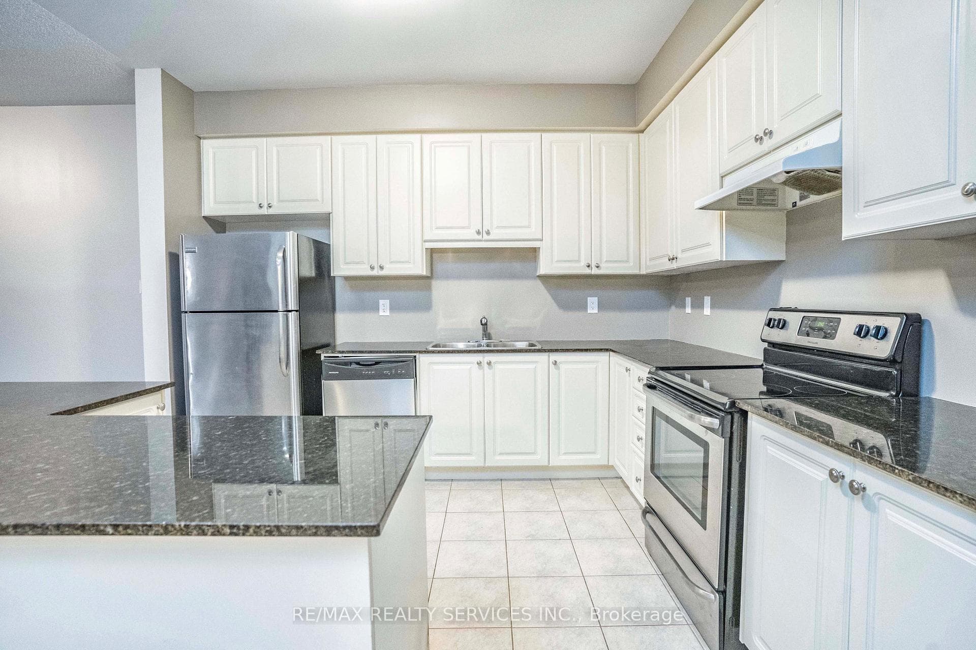 6 Birchfield Crescent photo 16