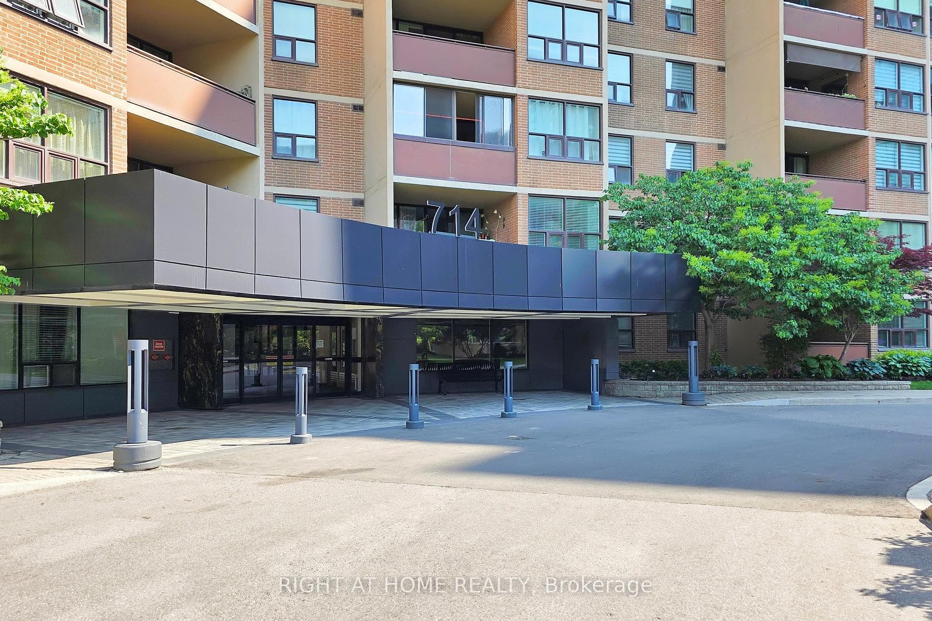 714 The West Mall N/A Unit 1703 photo 33