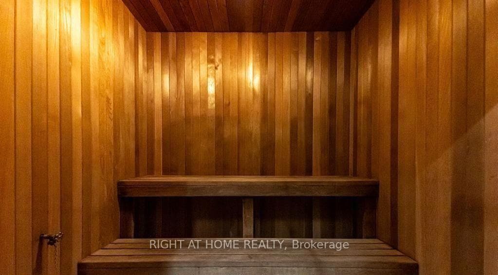 1359 Rathburn Road Unit 1007 photo 33