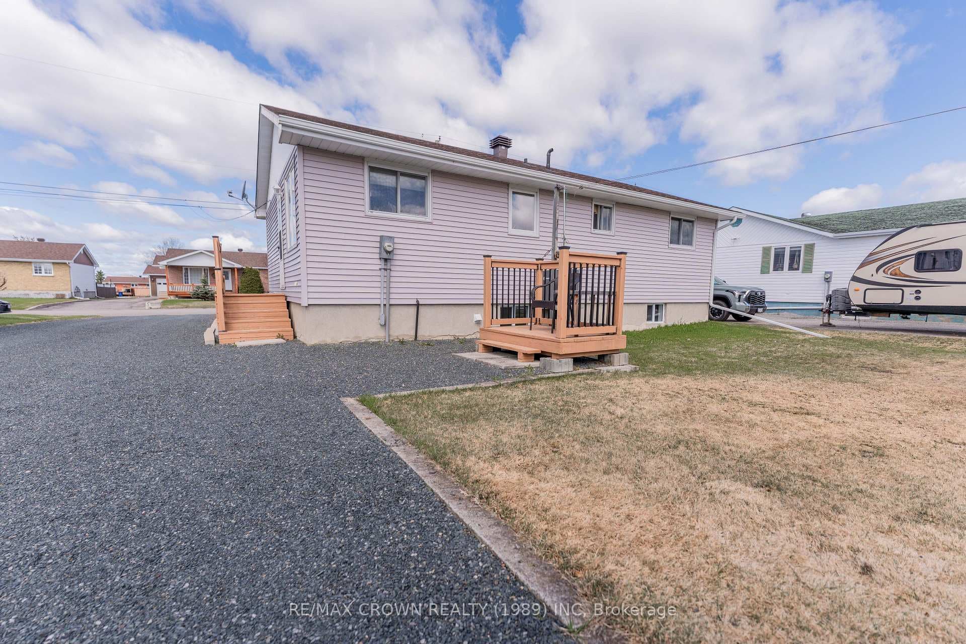 47 Breton Crescent photo 45