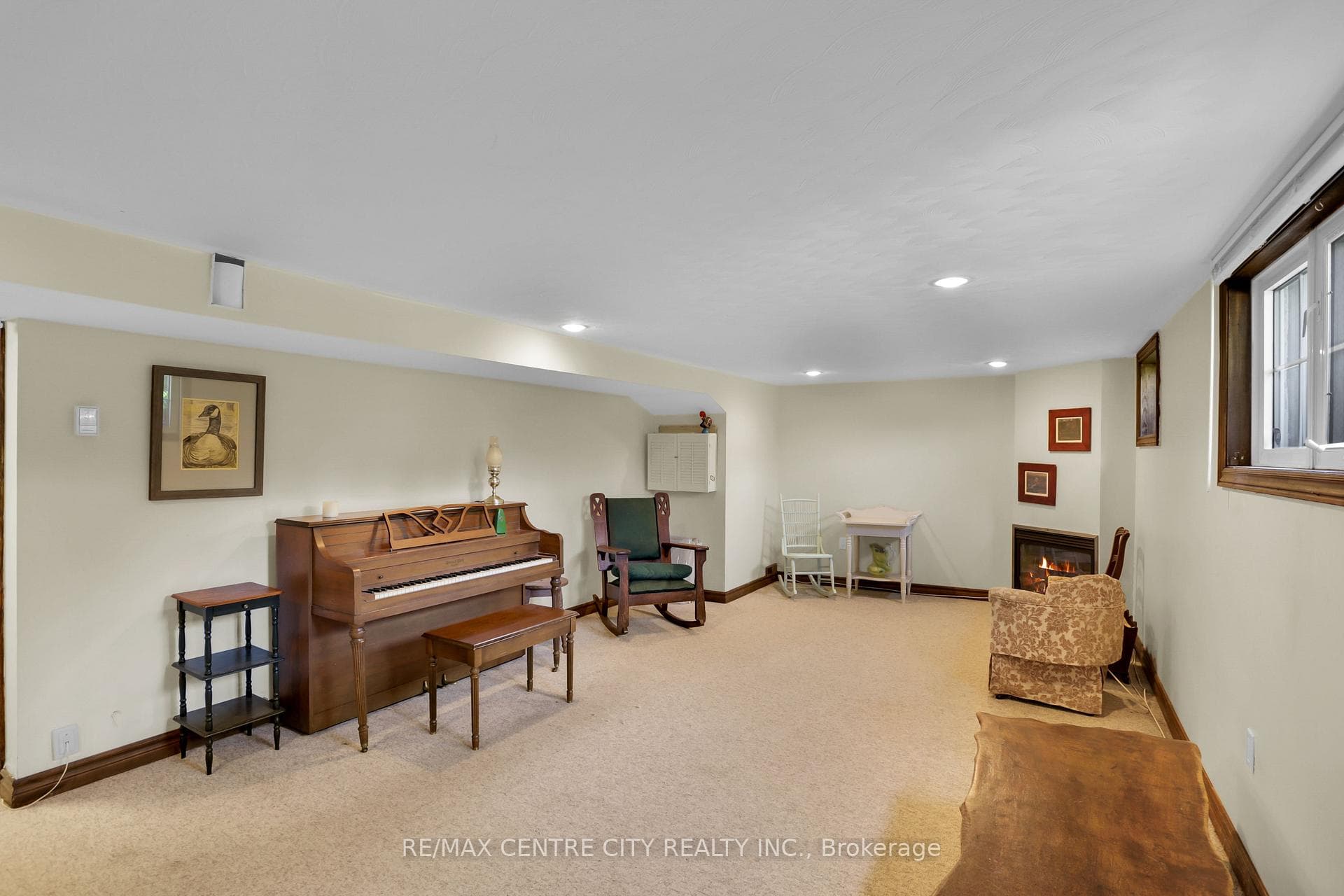632 TENNENT Avenue photo 21