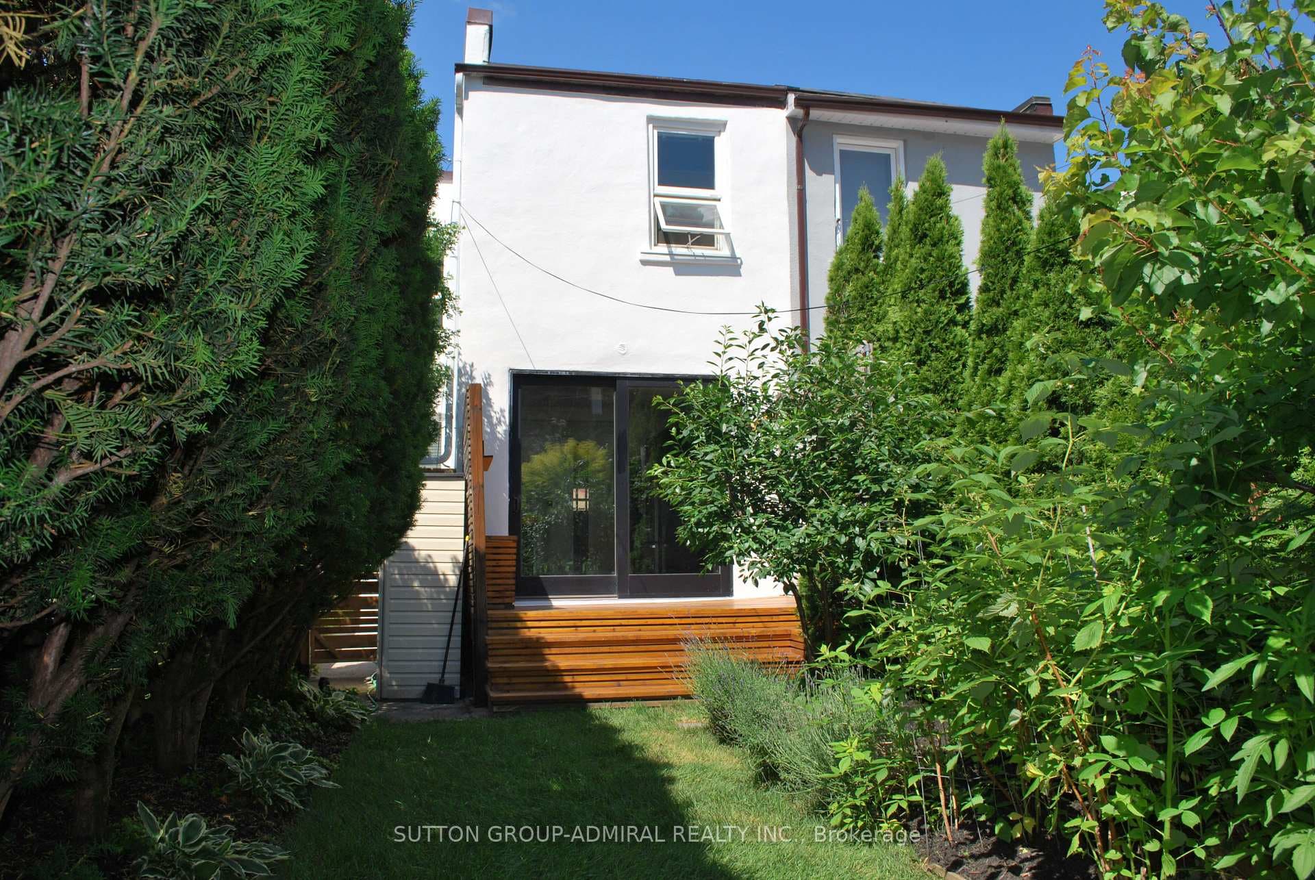101 Laughton Avenue photo 22