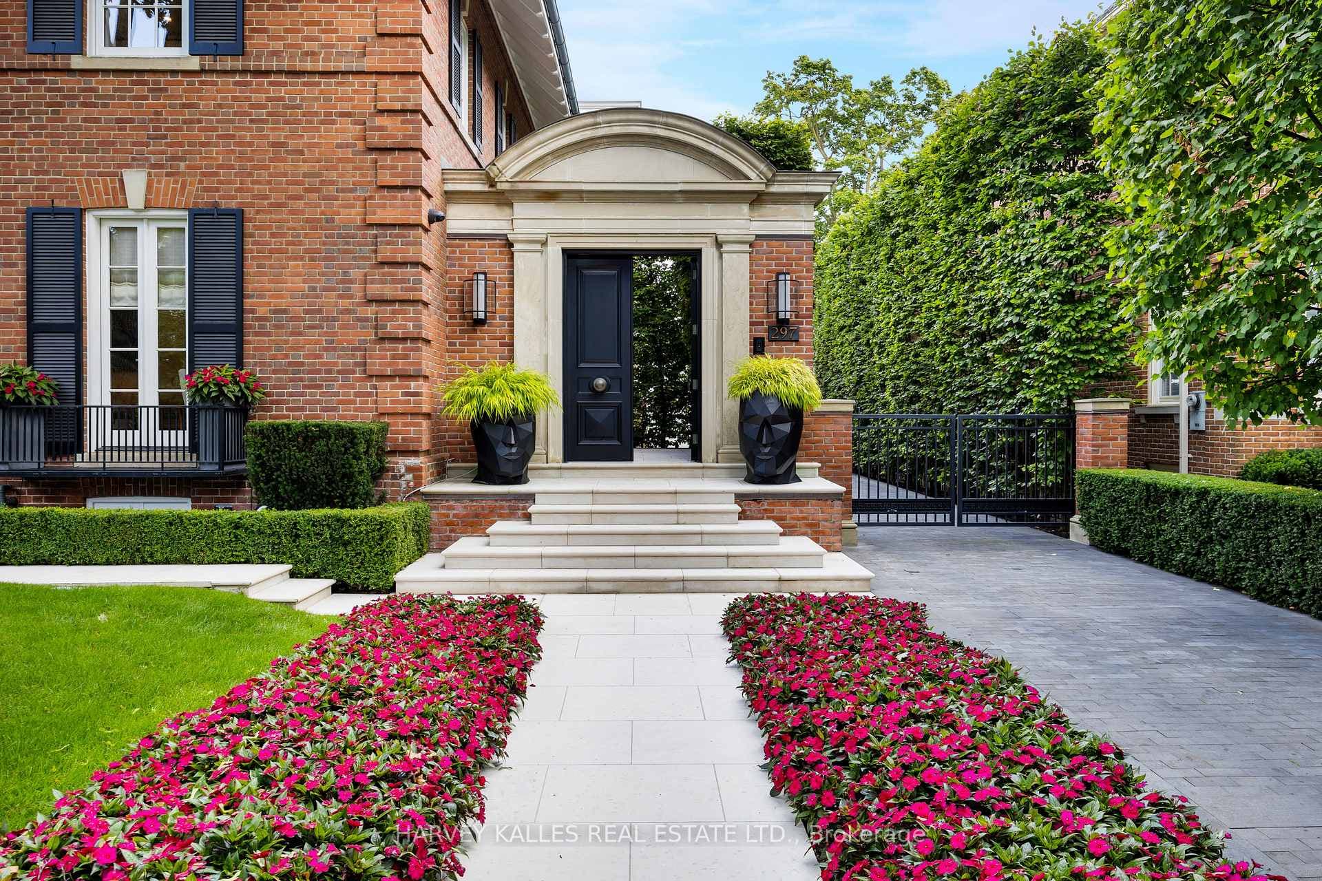 297 Russell Hill Road photo 4