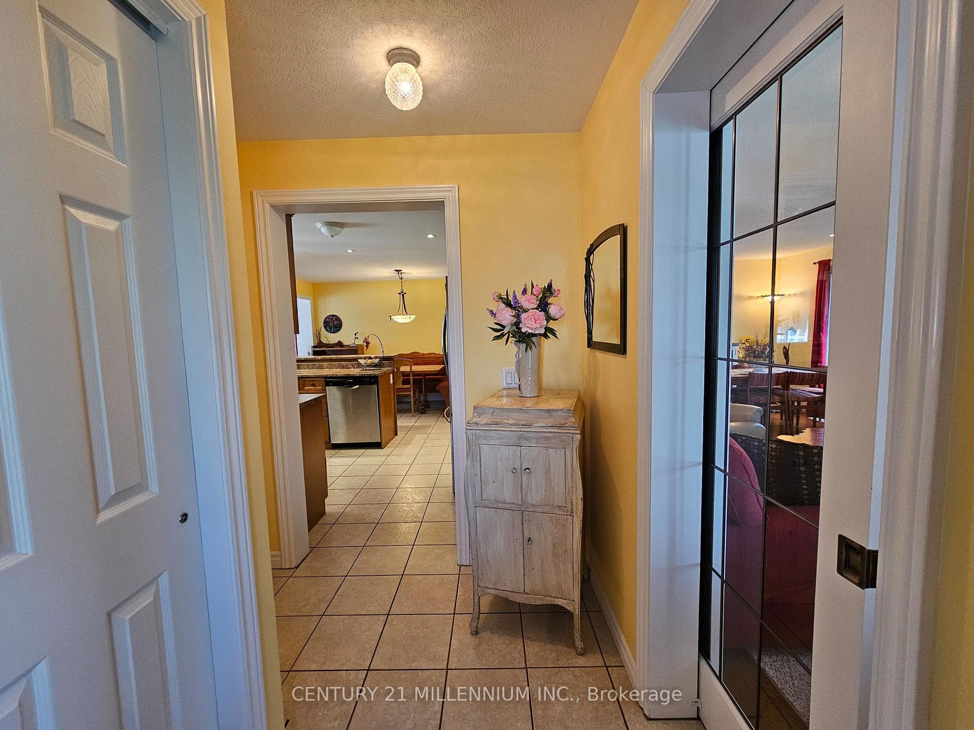 7 Virginia Avenue photo 14