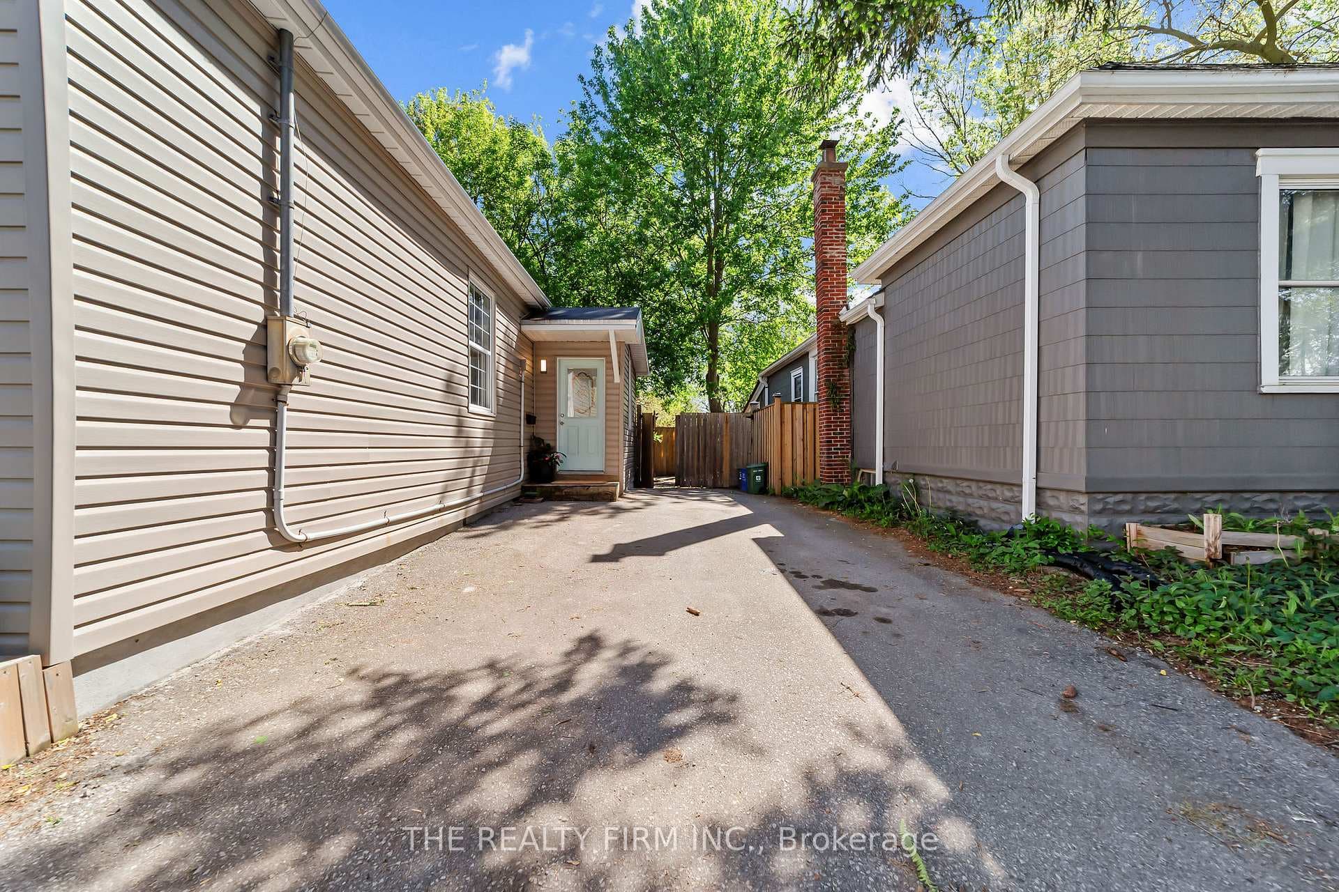 5 Henry Street photo 18