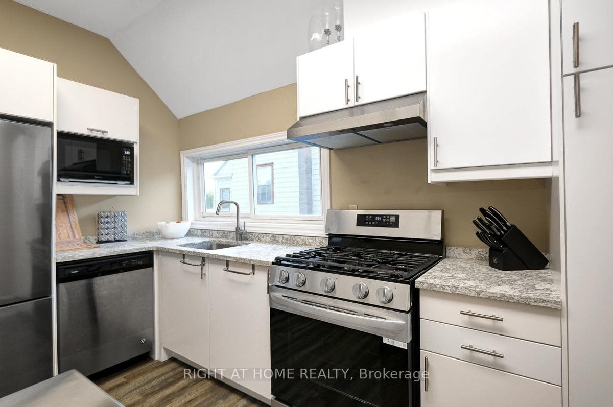 3698 Carp Road photo 15