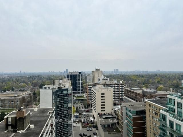 185 Roehampton Avenue Unit 1509 photo 13