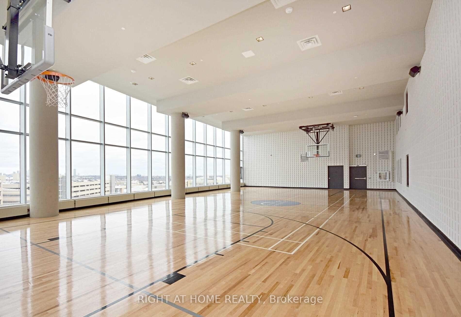 2520 Eglinton Avenue Unit 1011 photo 13