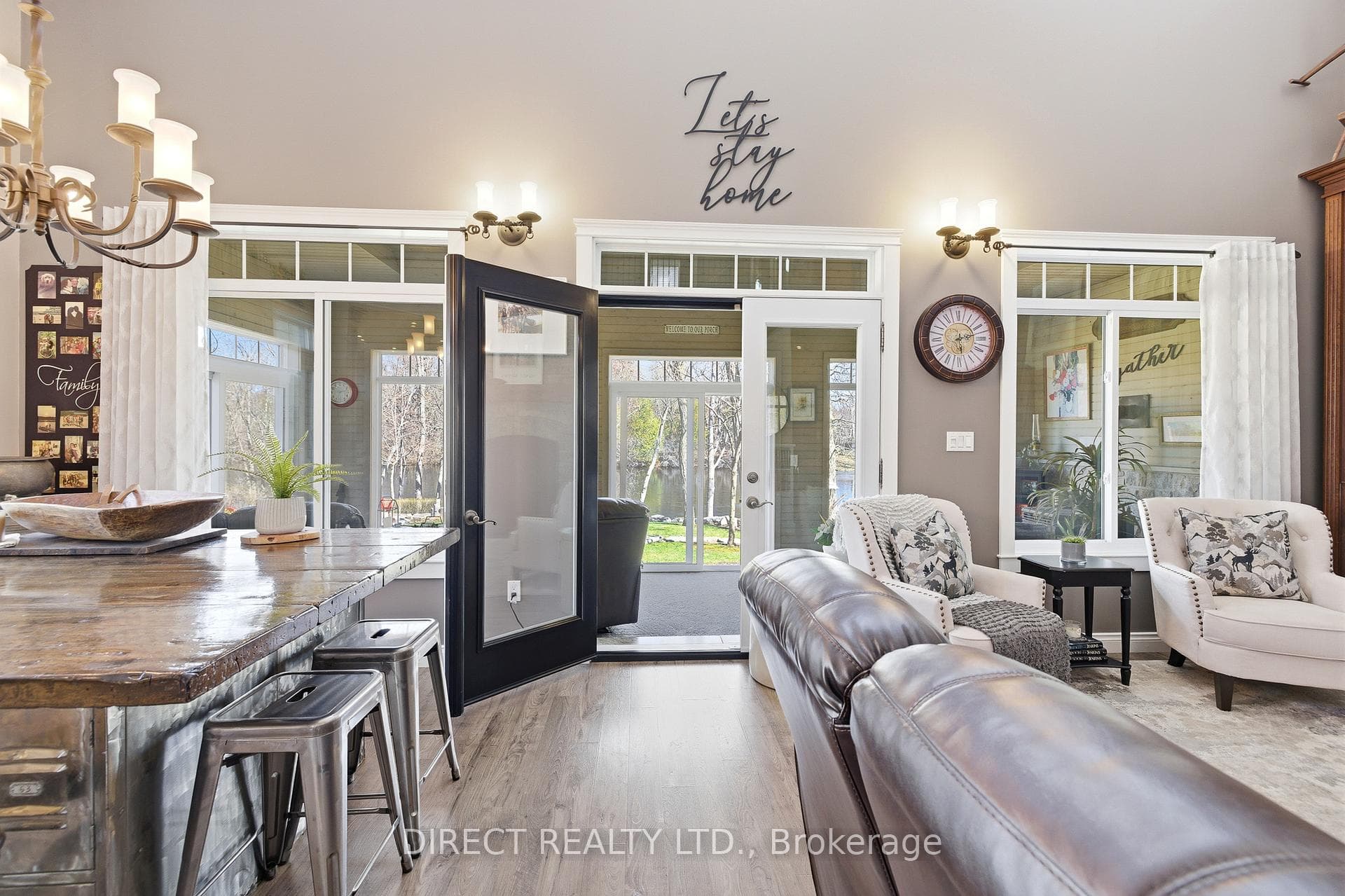 15 Sharpes Lane photo 11
