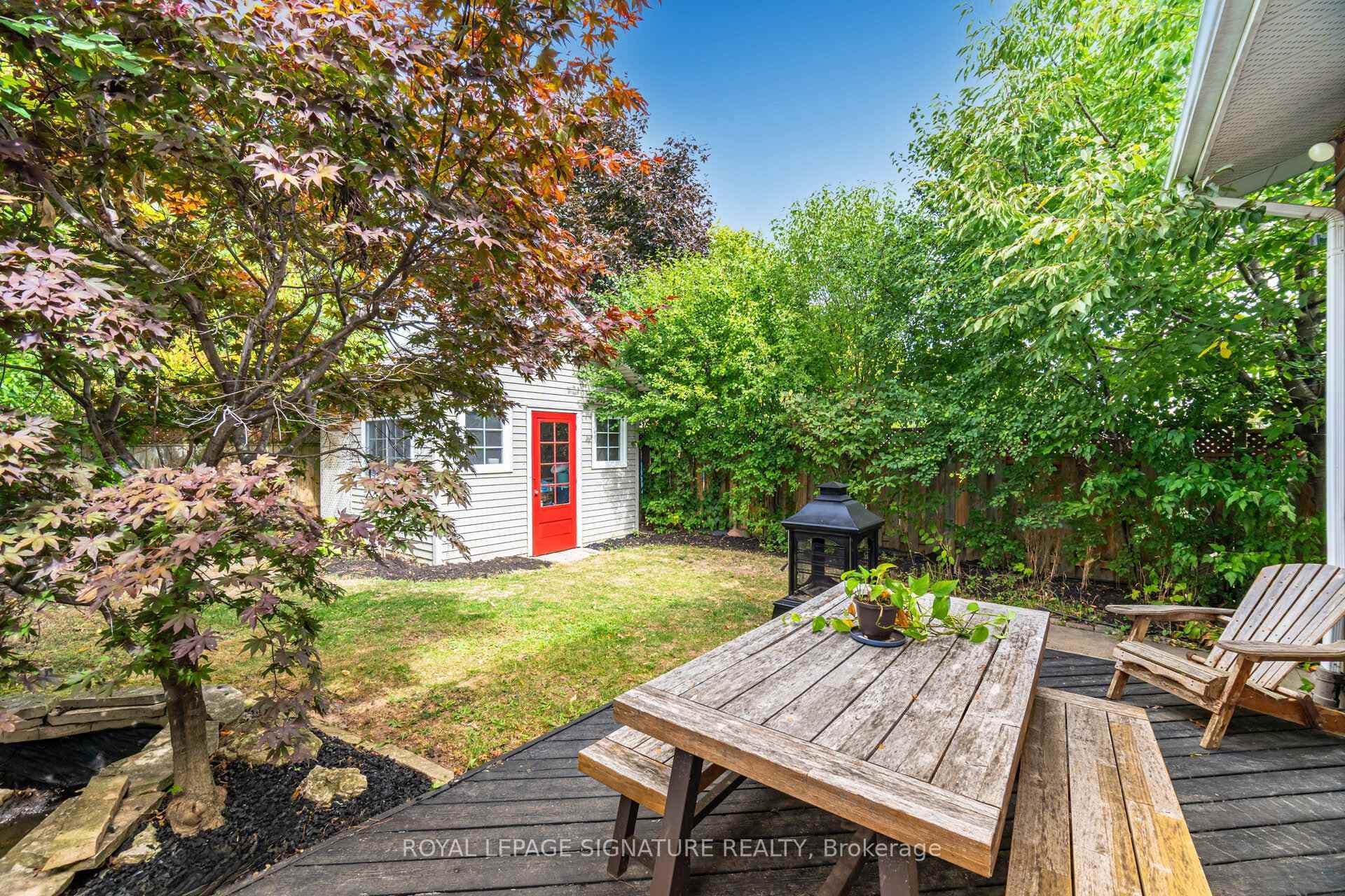2431 Padstow Crescent photo 31