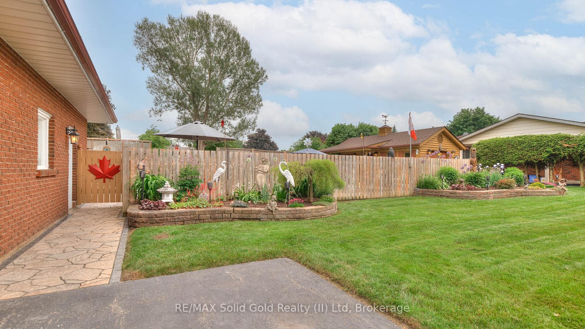 1 Kingfisher Drive photo 11