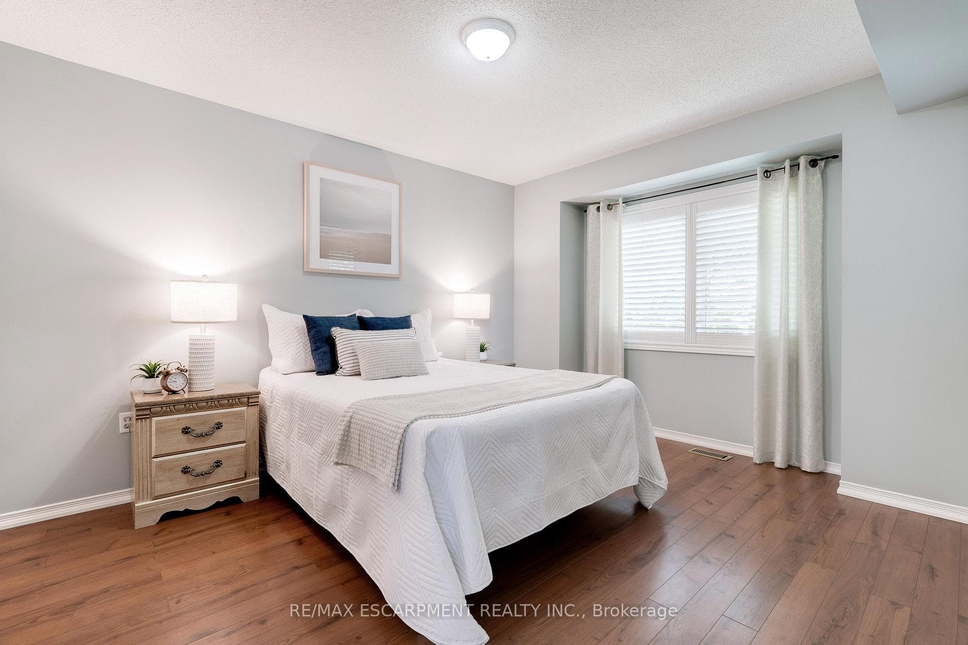 2774 King Street Unit 10 photo 20