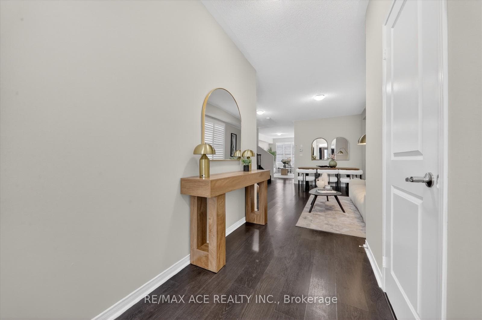 1034 Byron Street photo 6