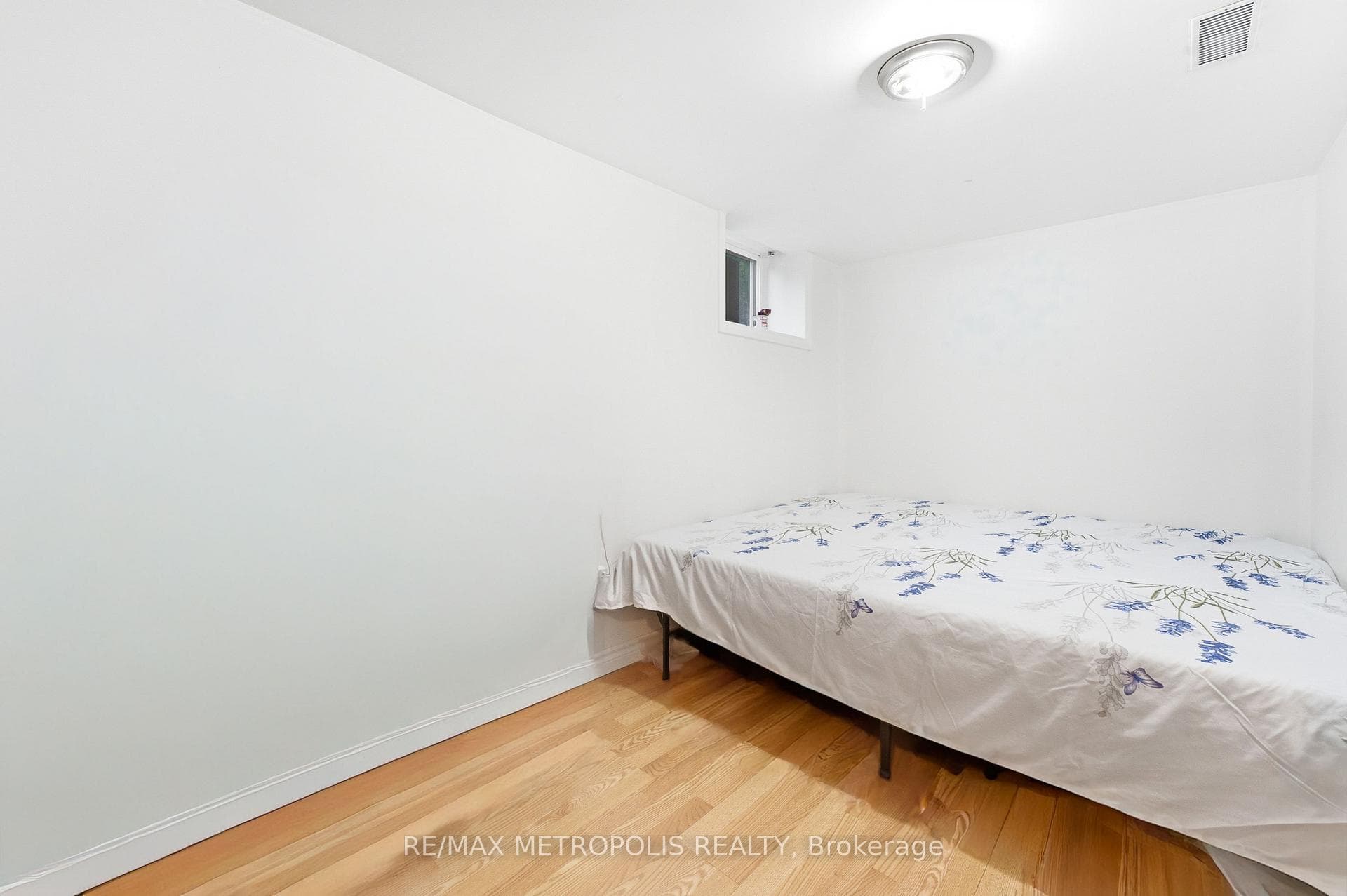 312 Palmerston Avenue Unit BSMT photo 10