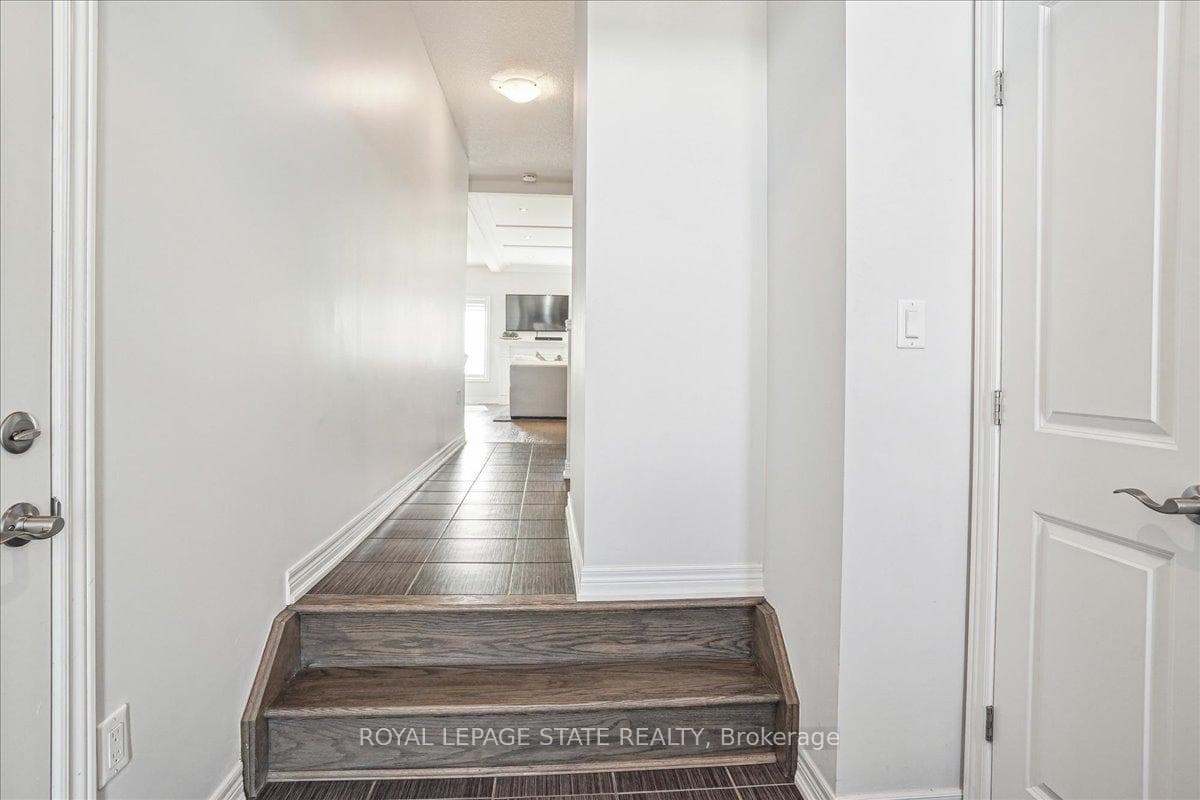 38 Carmel Drive photo 8