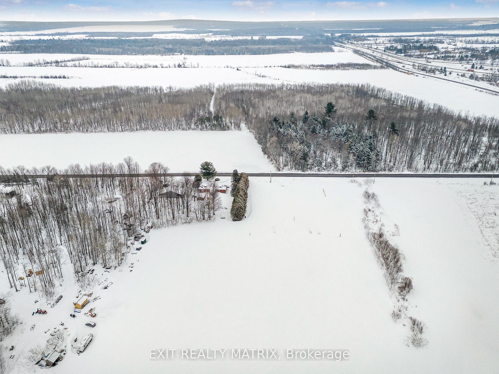 1790 Gourley Road photo 6