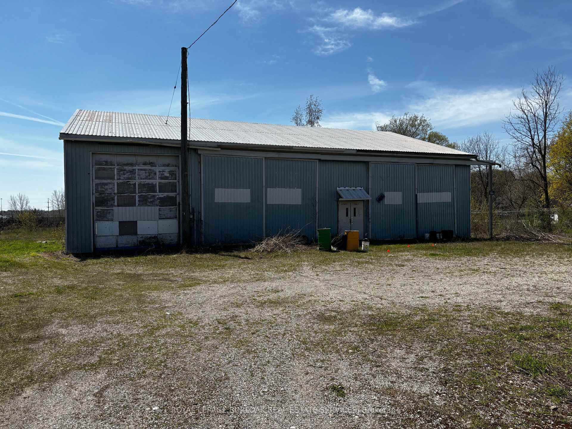 23 Petrolia Street photo 4