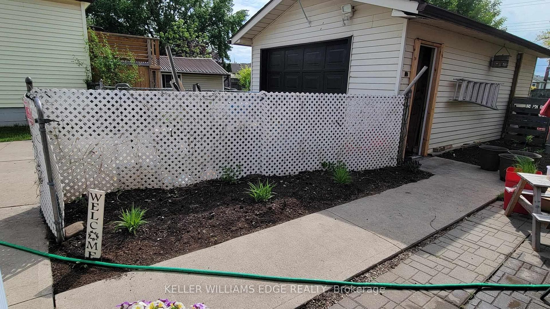 112 Rosewood Road photo 23