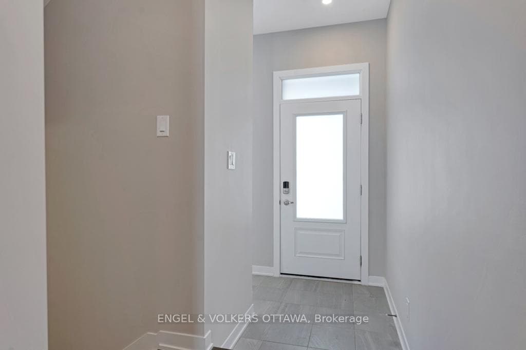 680 Expansion Road photo 2