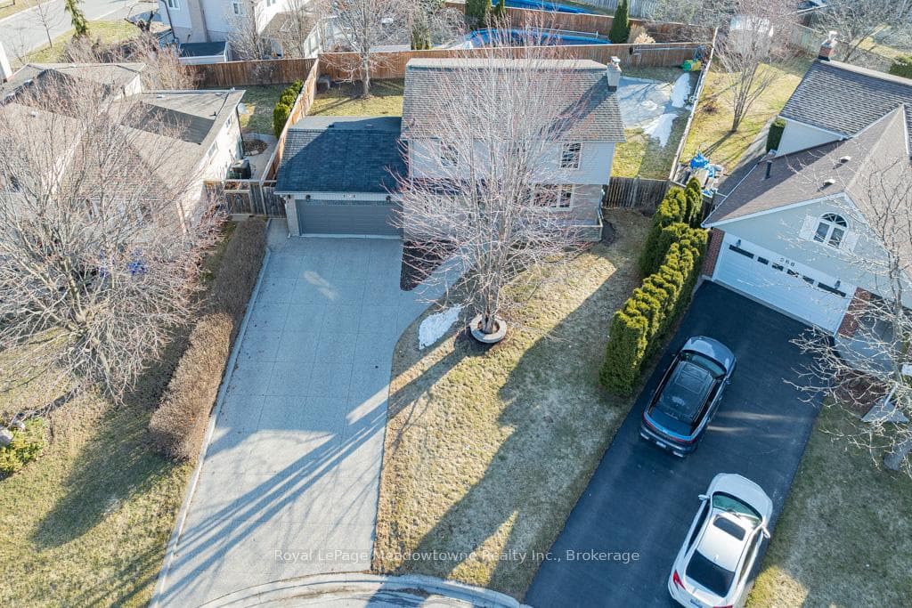 572 Brock Court photo 42