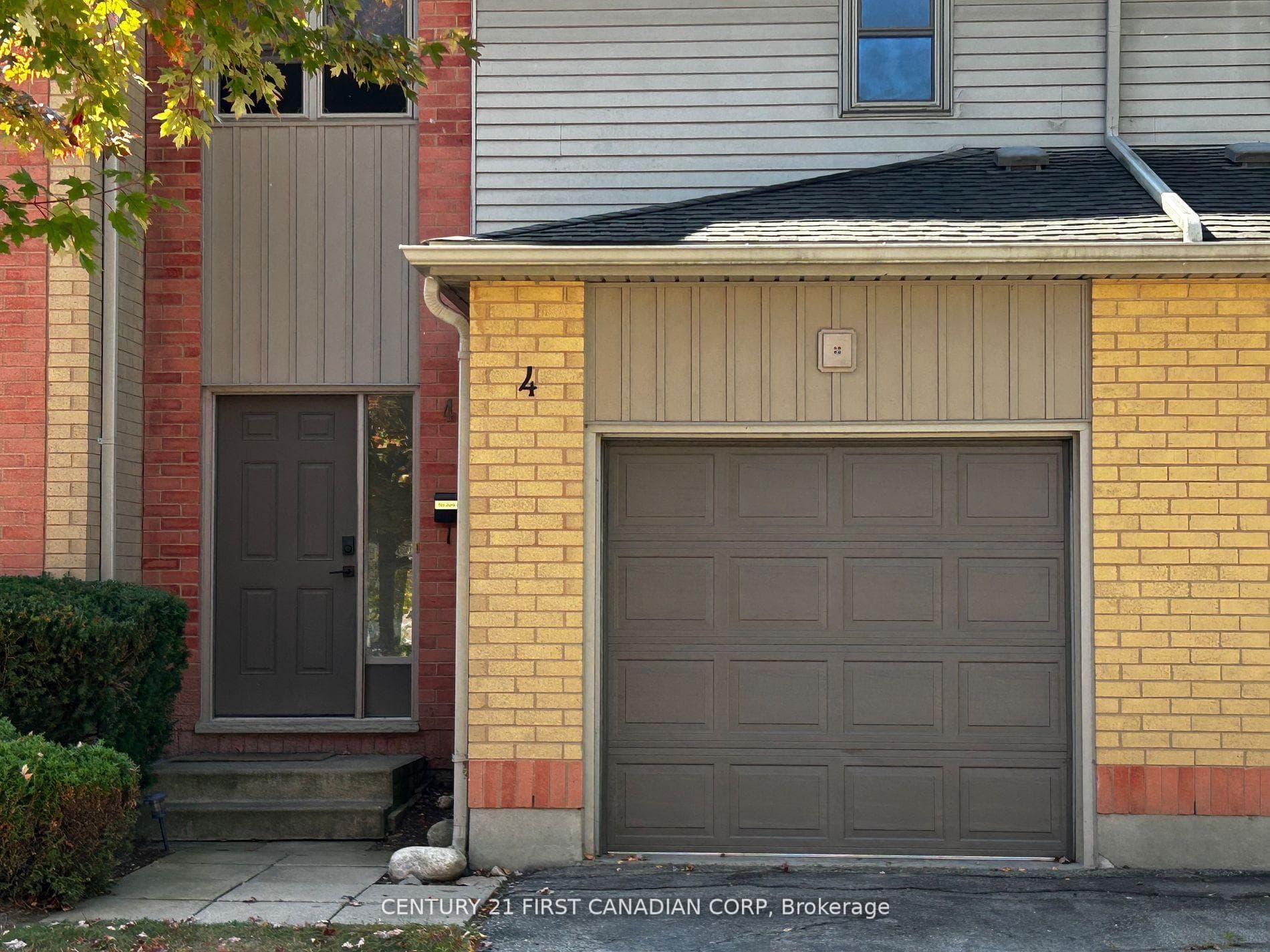 1199 Hamilton Road Unit 4 photo 1