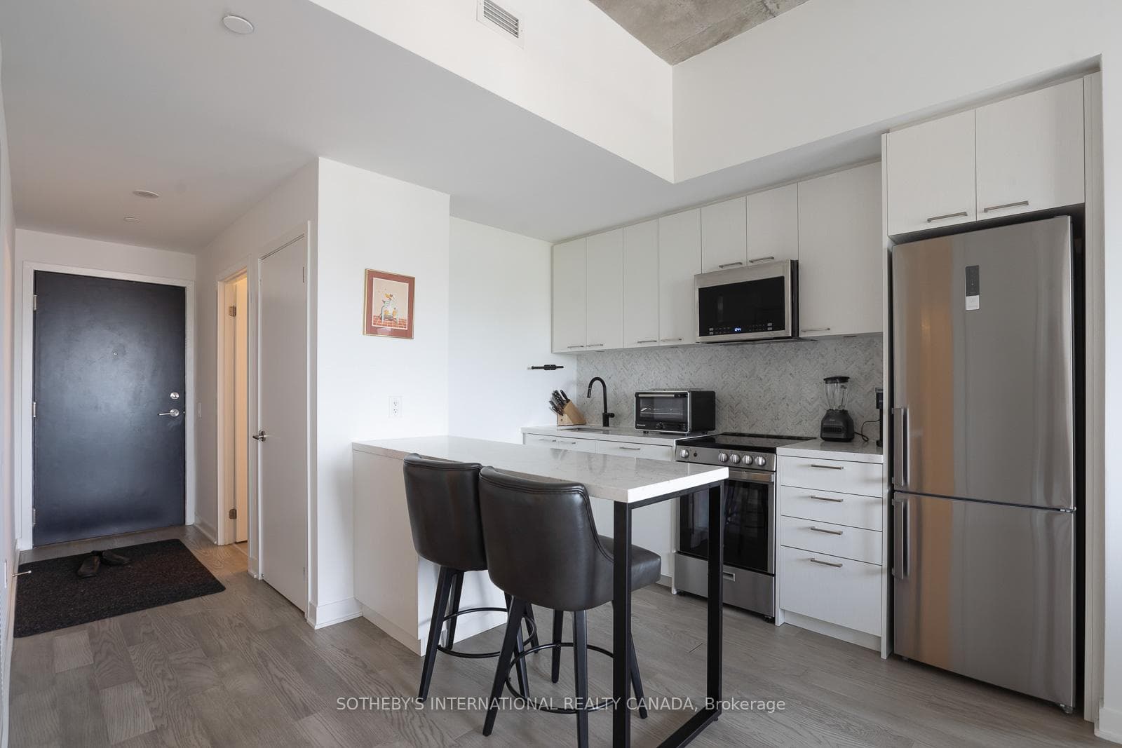 1808 St Clair Avenue Unit 1011 photo 9