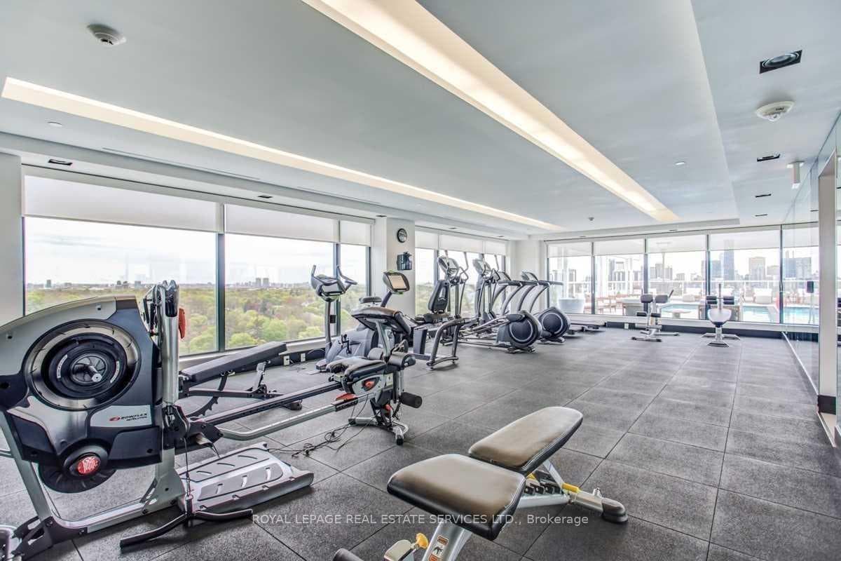 3018 Yonge Street Unit 304 photo 4
