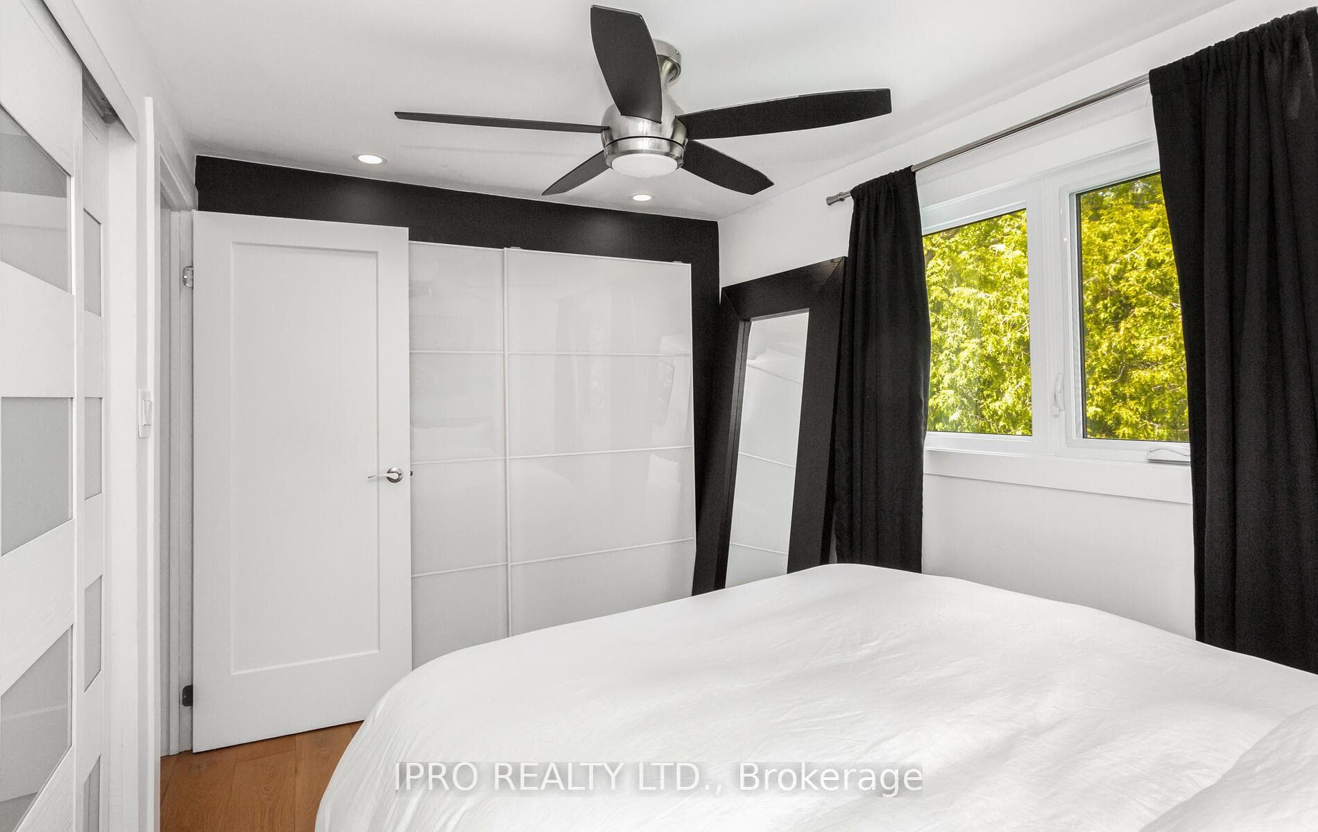 14 Crombie Place photo 22