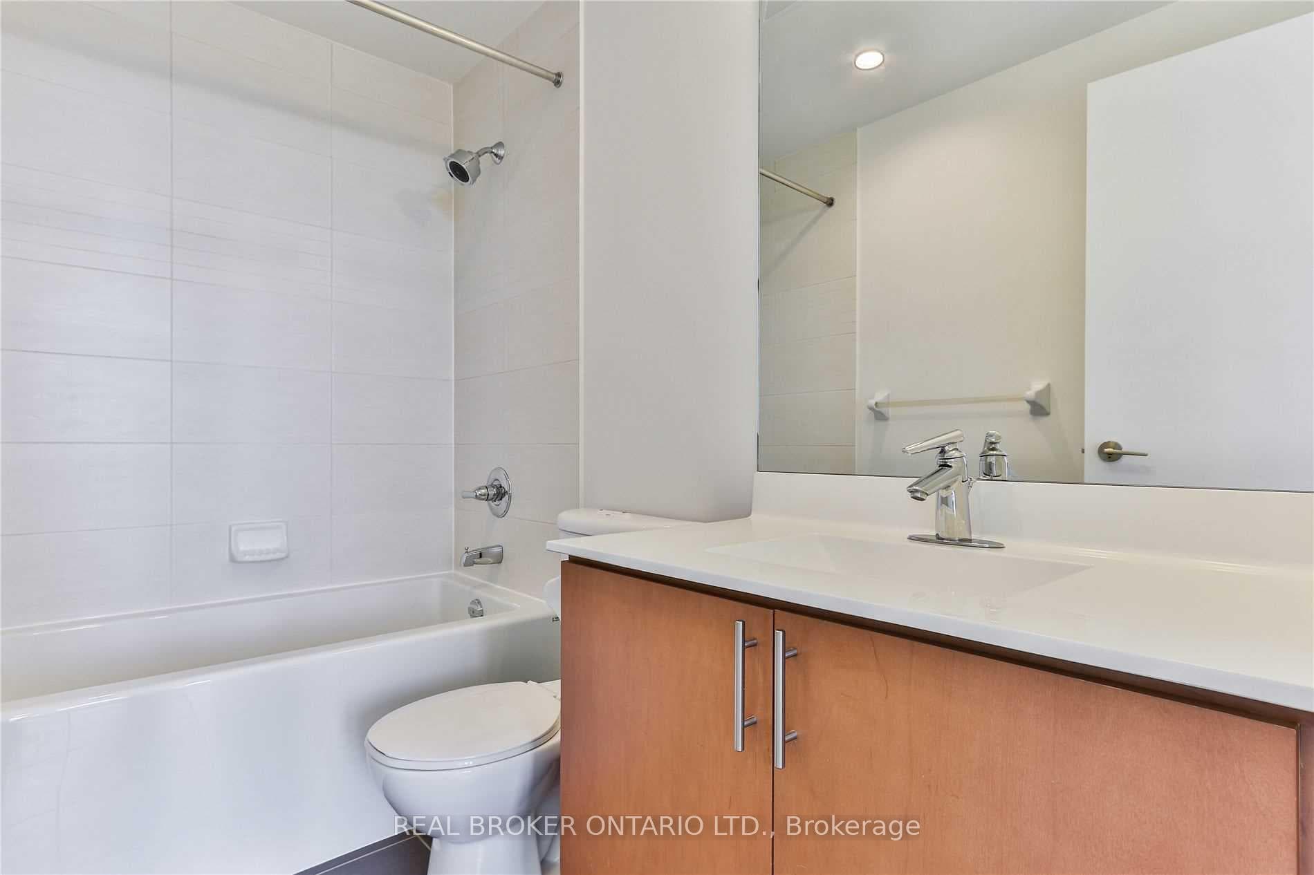 181 Wynford Drive Unit 1704 photo 21