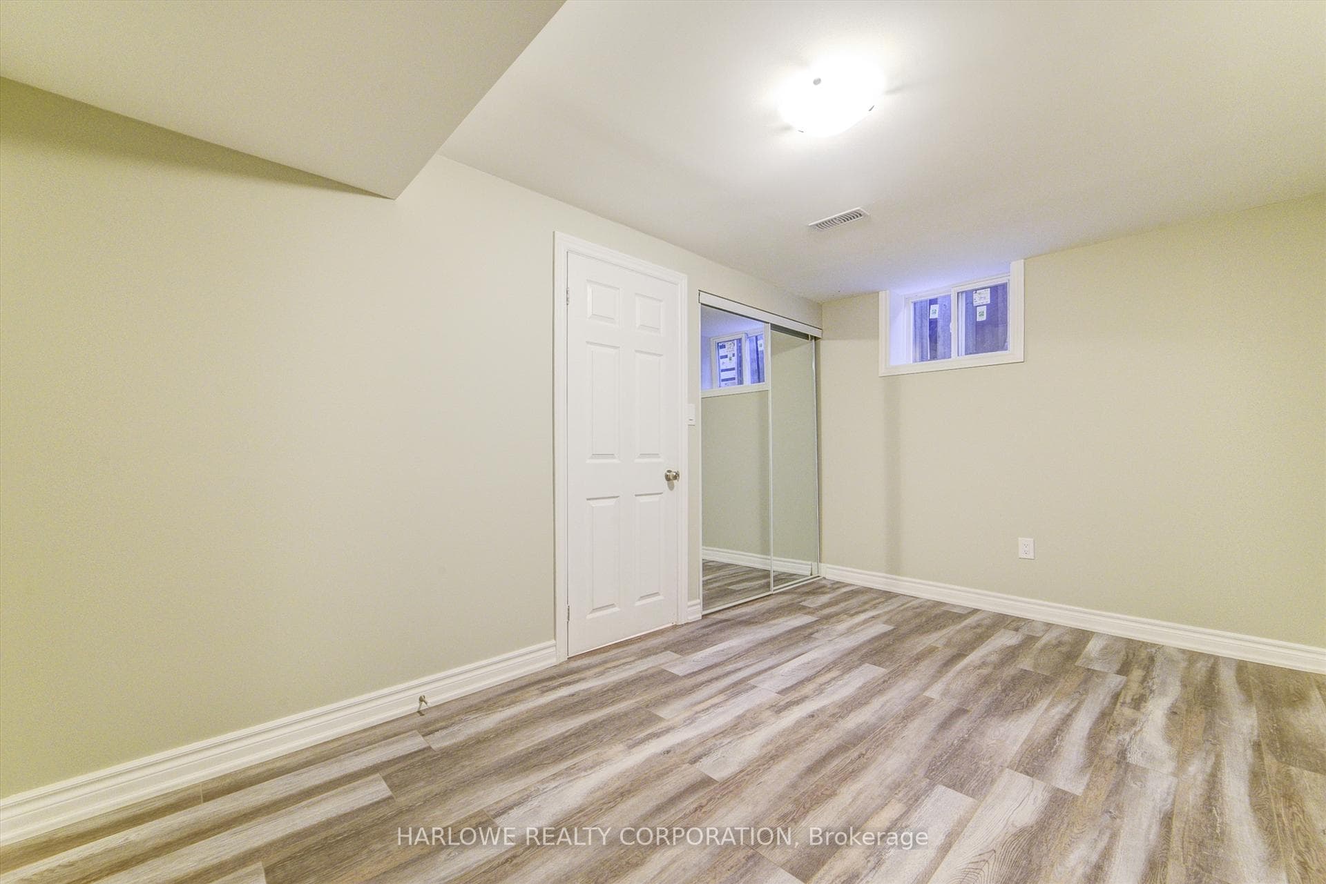 59 Commonwealth Avenue photo 12