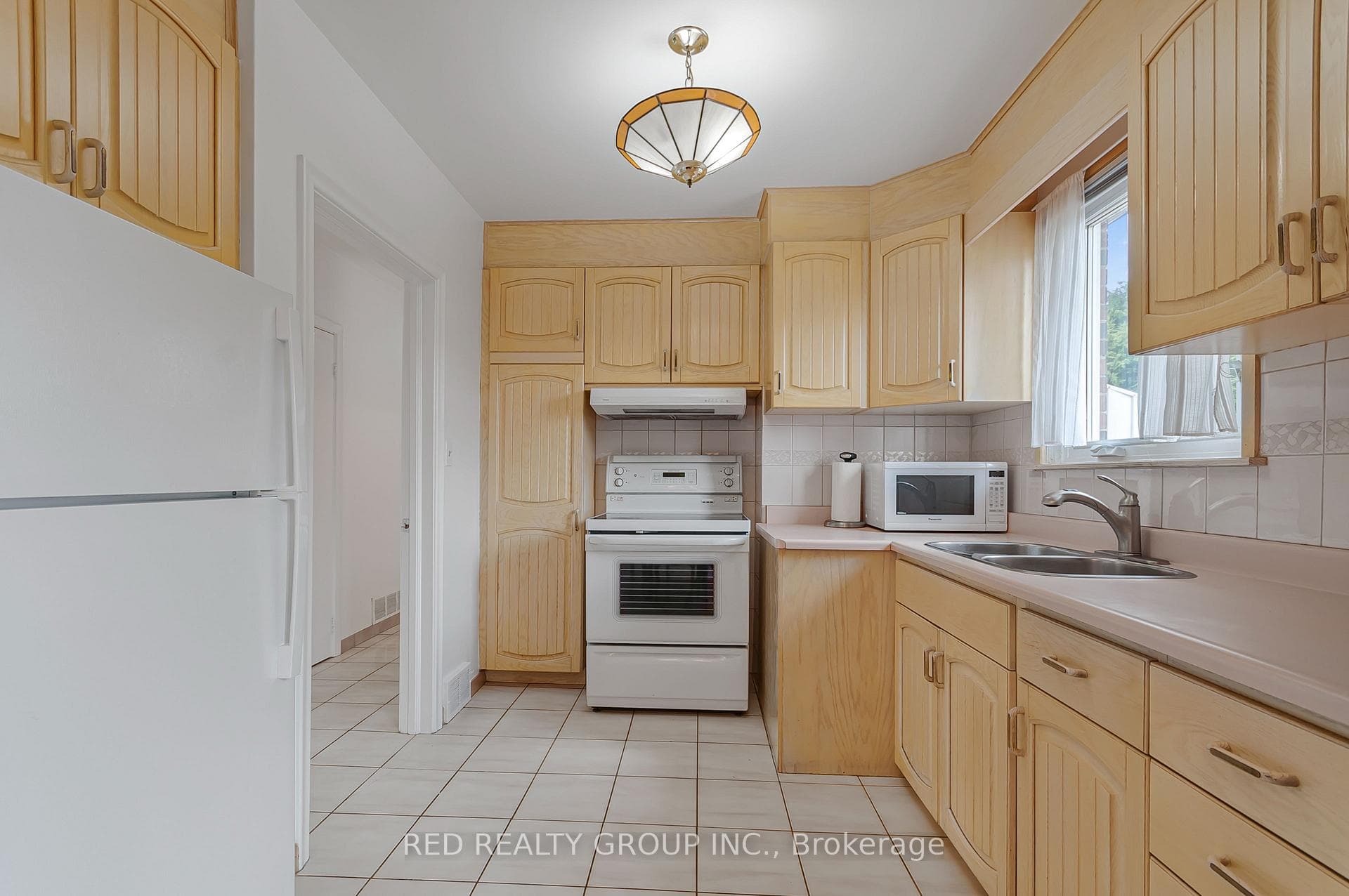 281 Falstaff Avenue photo 13