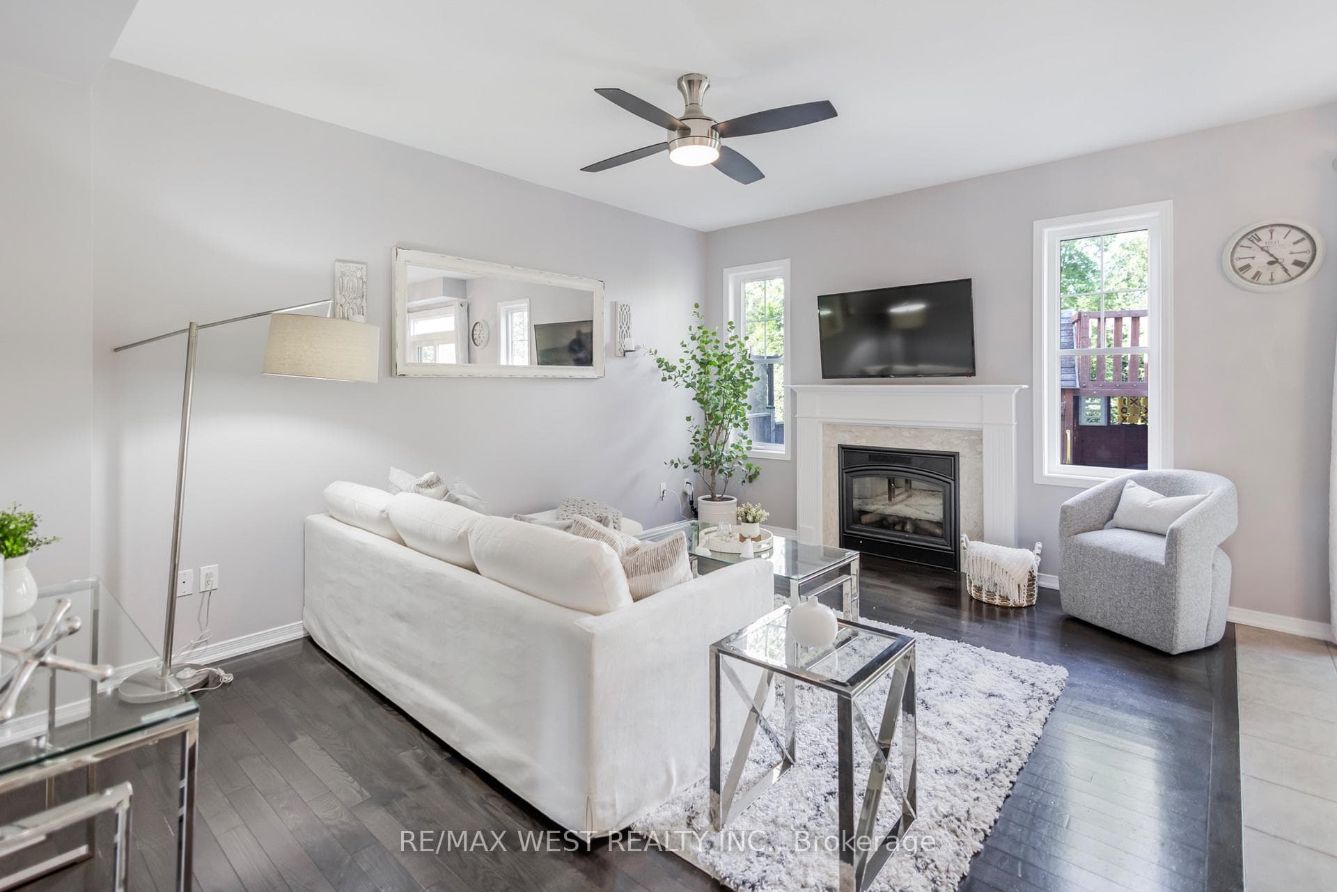 Family Room Image 2