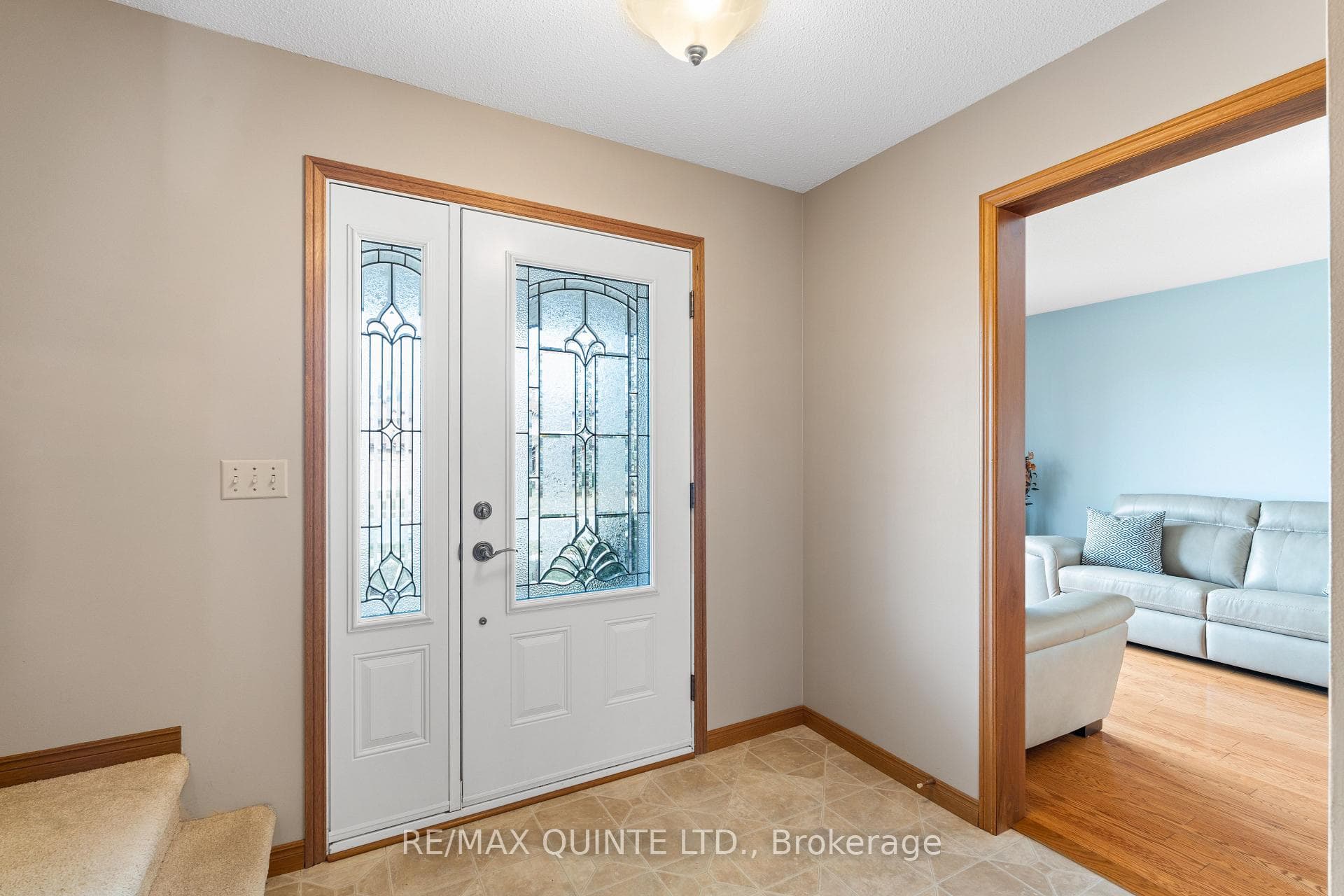 78 TRACEY PARK Drive photo 6