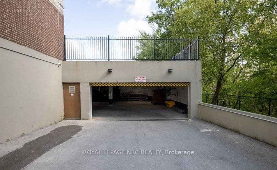 215 Glenridge Avenue Unit 601 photo 24