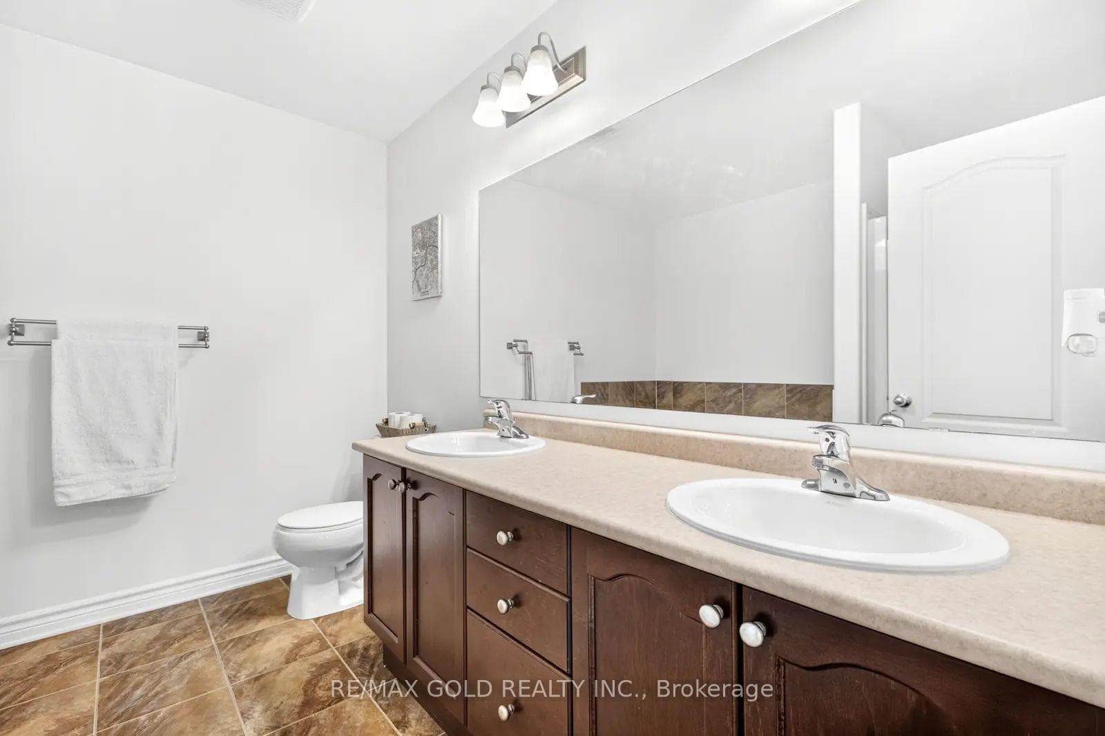 106 Thomas Street photo 23