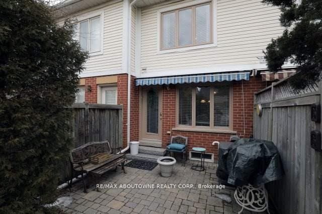 1175 Treetop Terrace photo 11