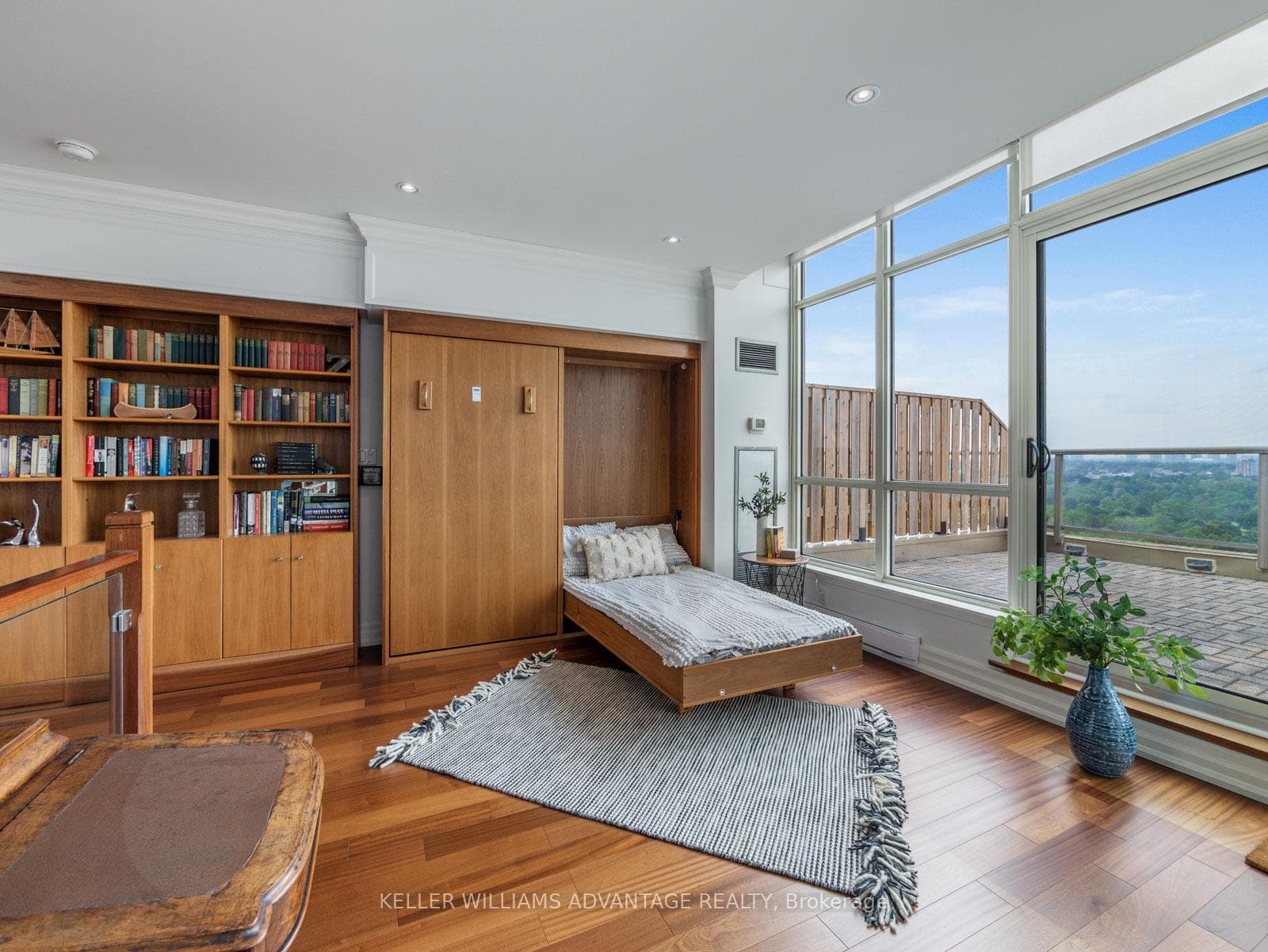 20 Guildwood Parkway Unit PH 15 photo 18