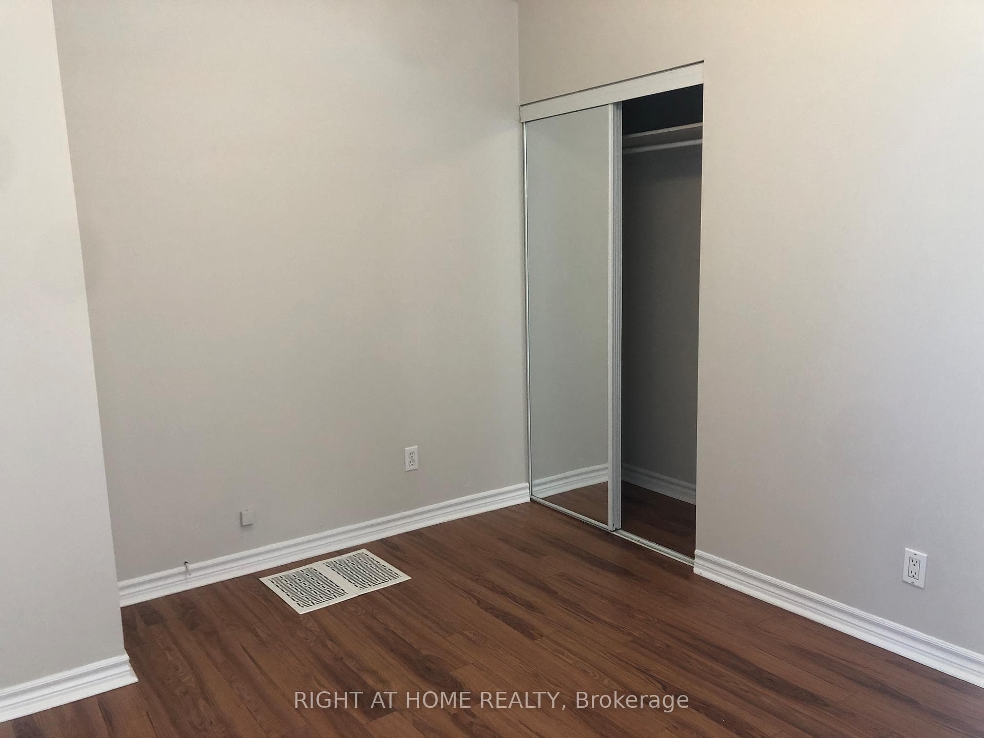25 Lacey Avenue Unit Main photo 9