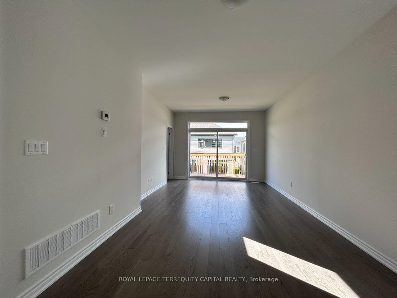 26 Valleybrook Road Unit Upper photo 1