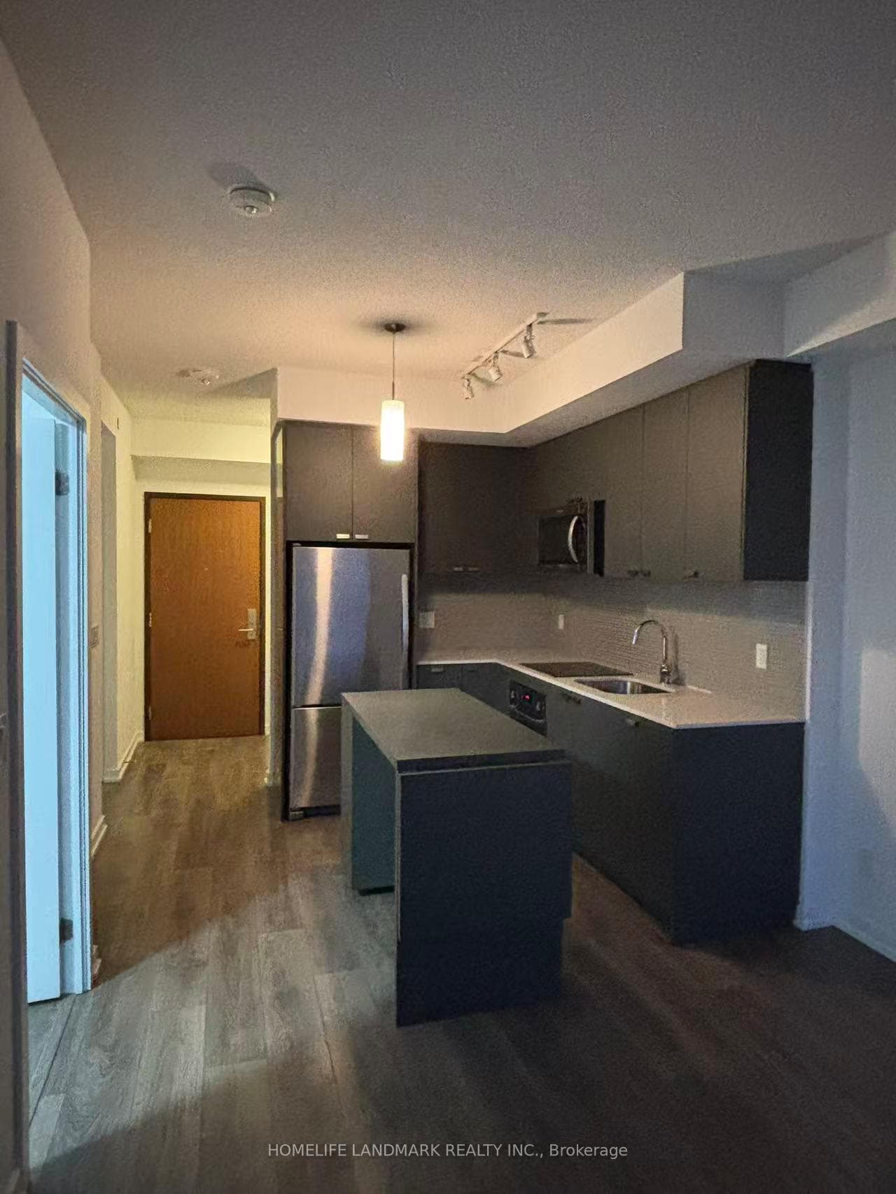 56 Forest Manor Road Unit 1009 photo 2