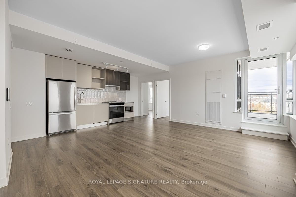 395 Dundas Street Unit 429 photo 1