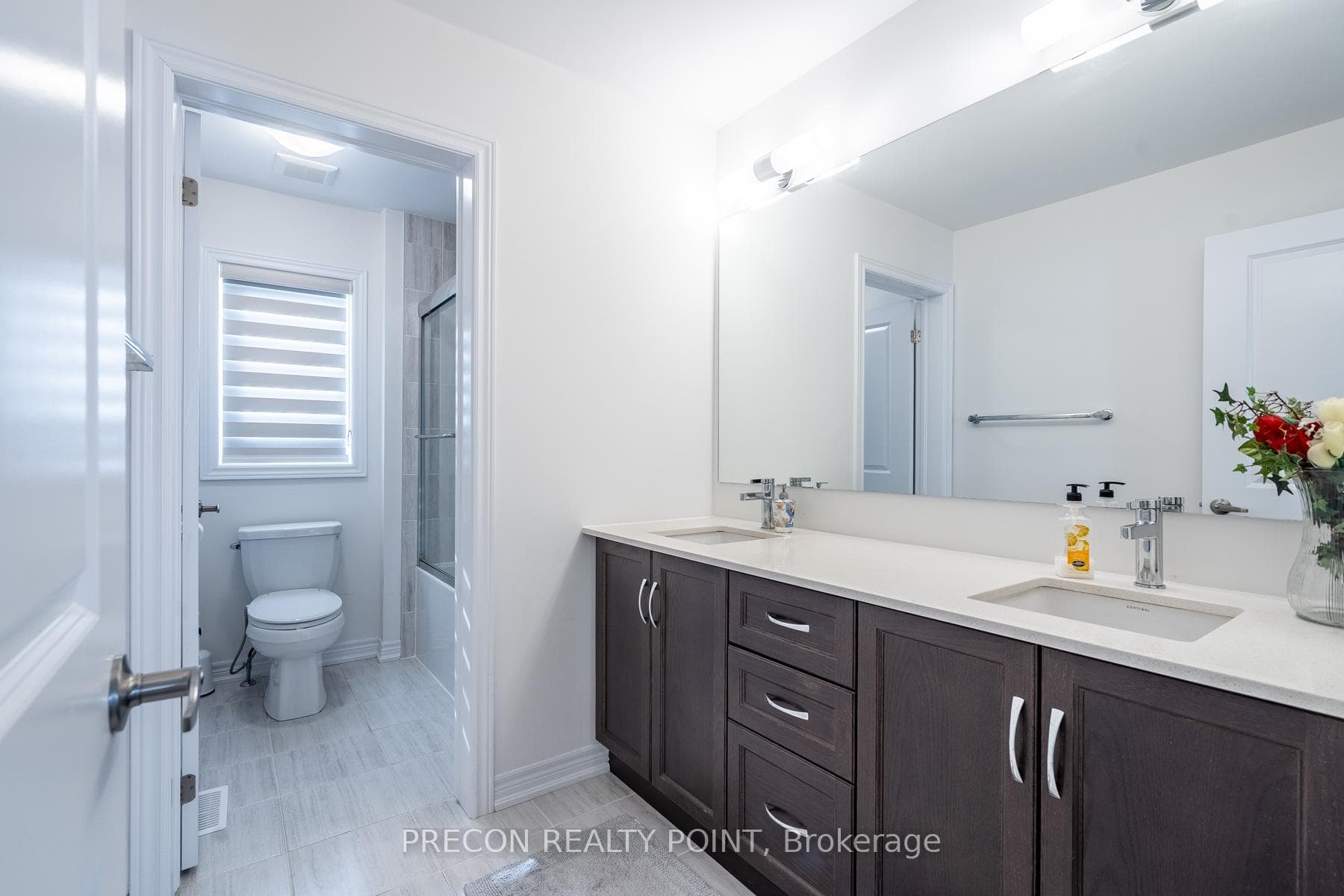 100 Starfire Crescent photo 21