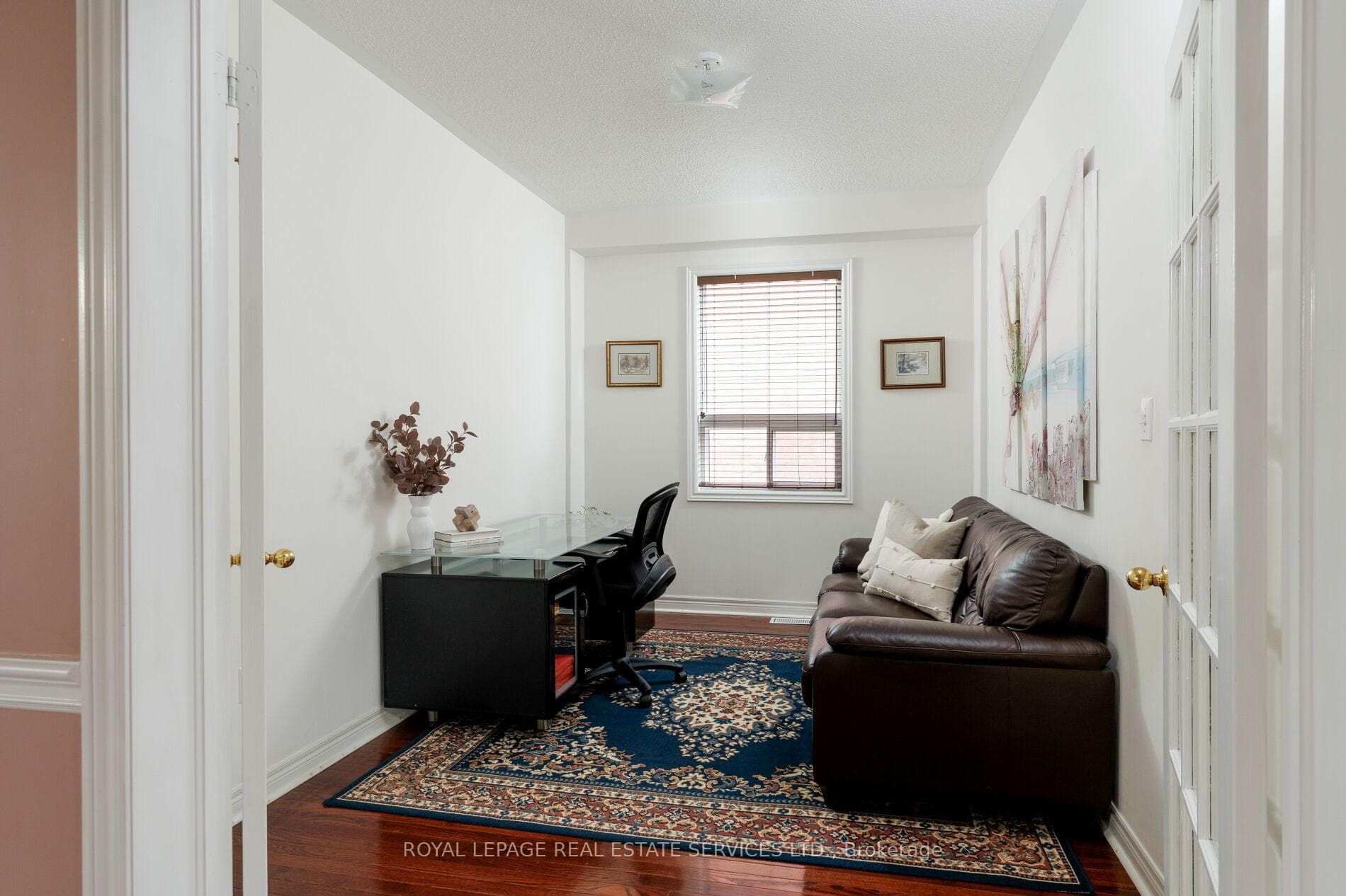 2252 Foxfield Road photo 9