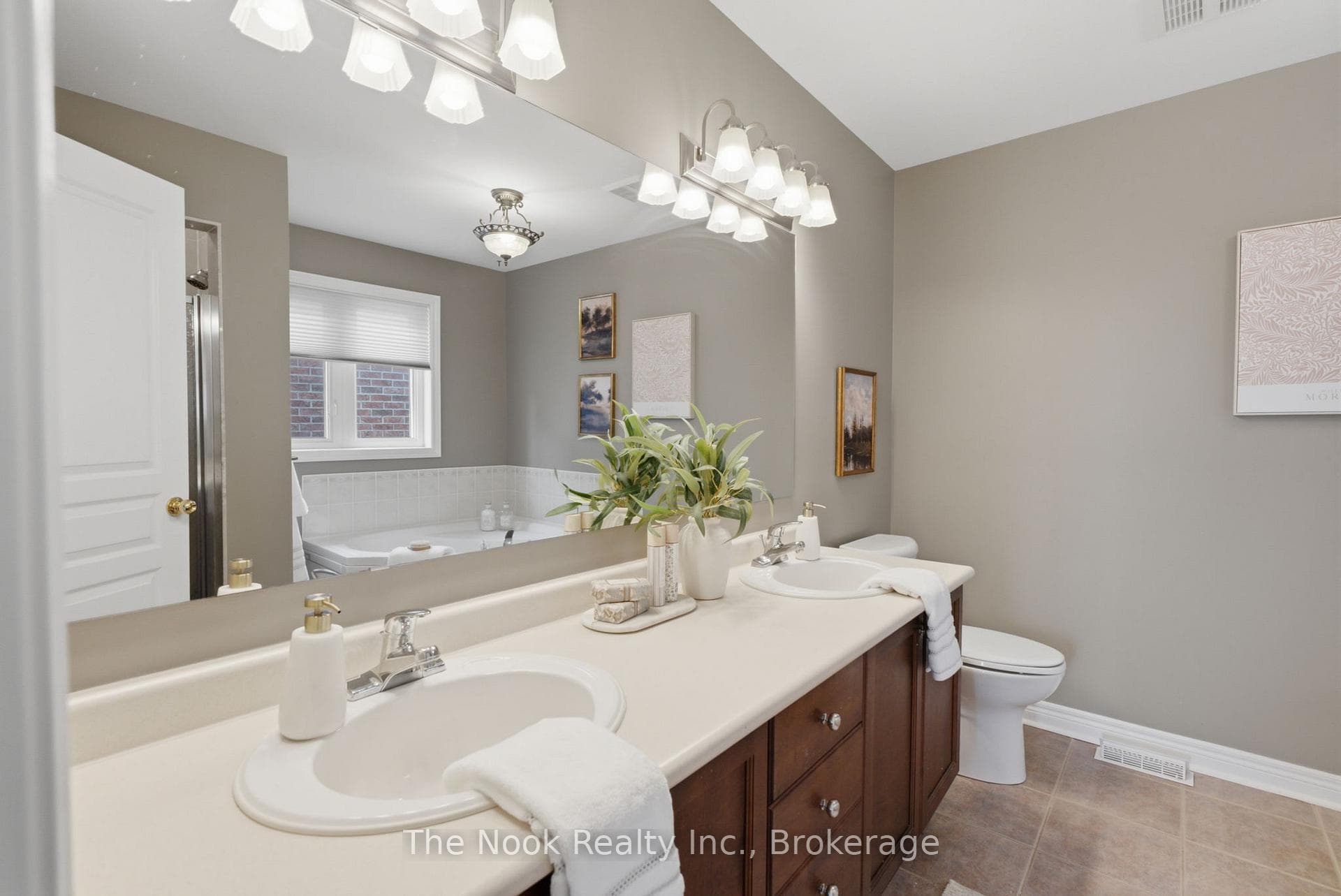 99 Earl Cuddie Boulevard photo 31