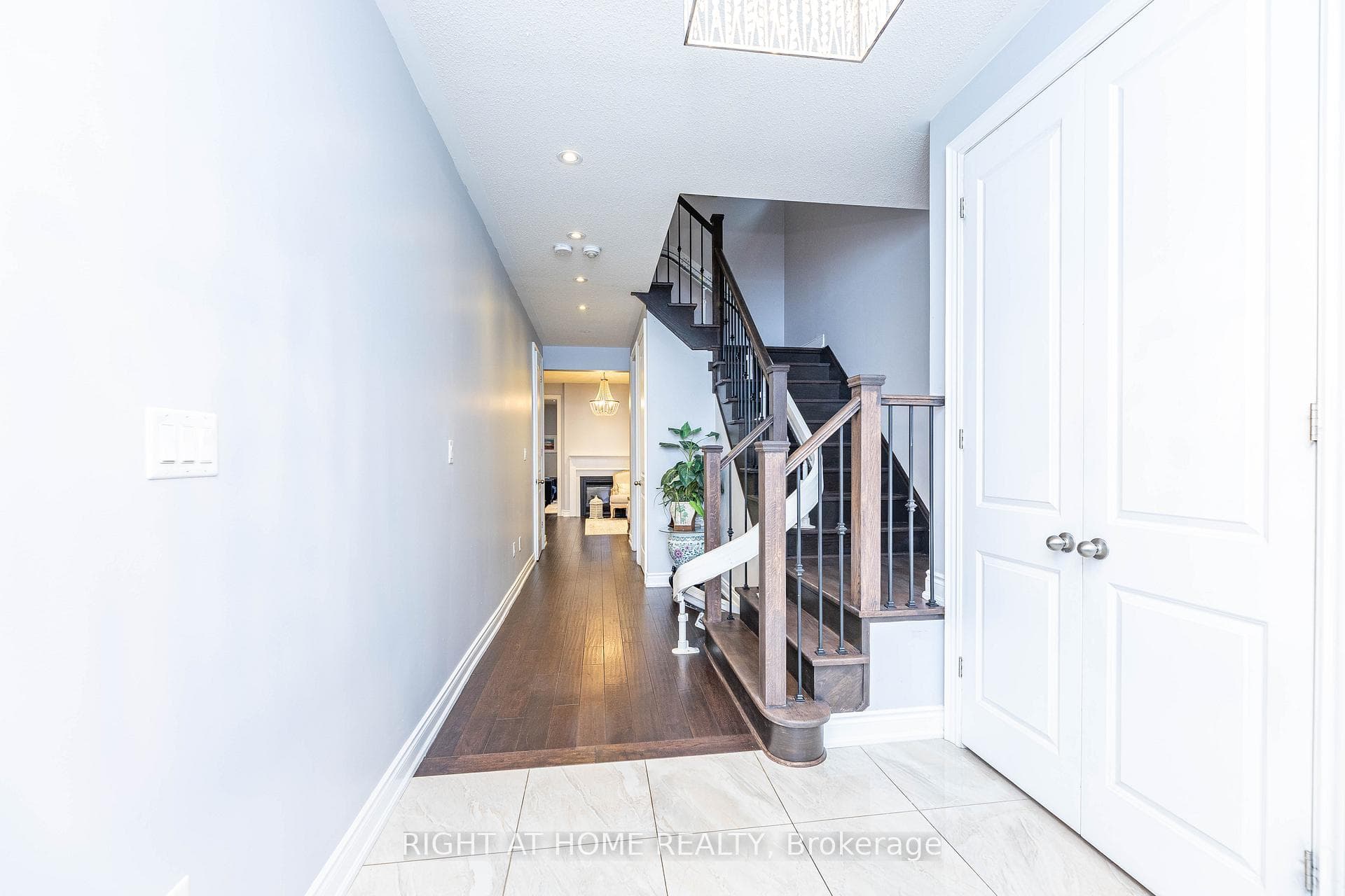 2296 Secreto Drive photo 8