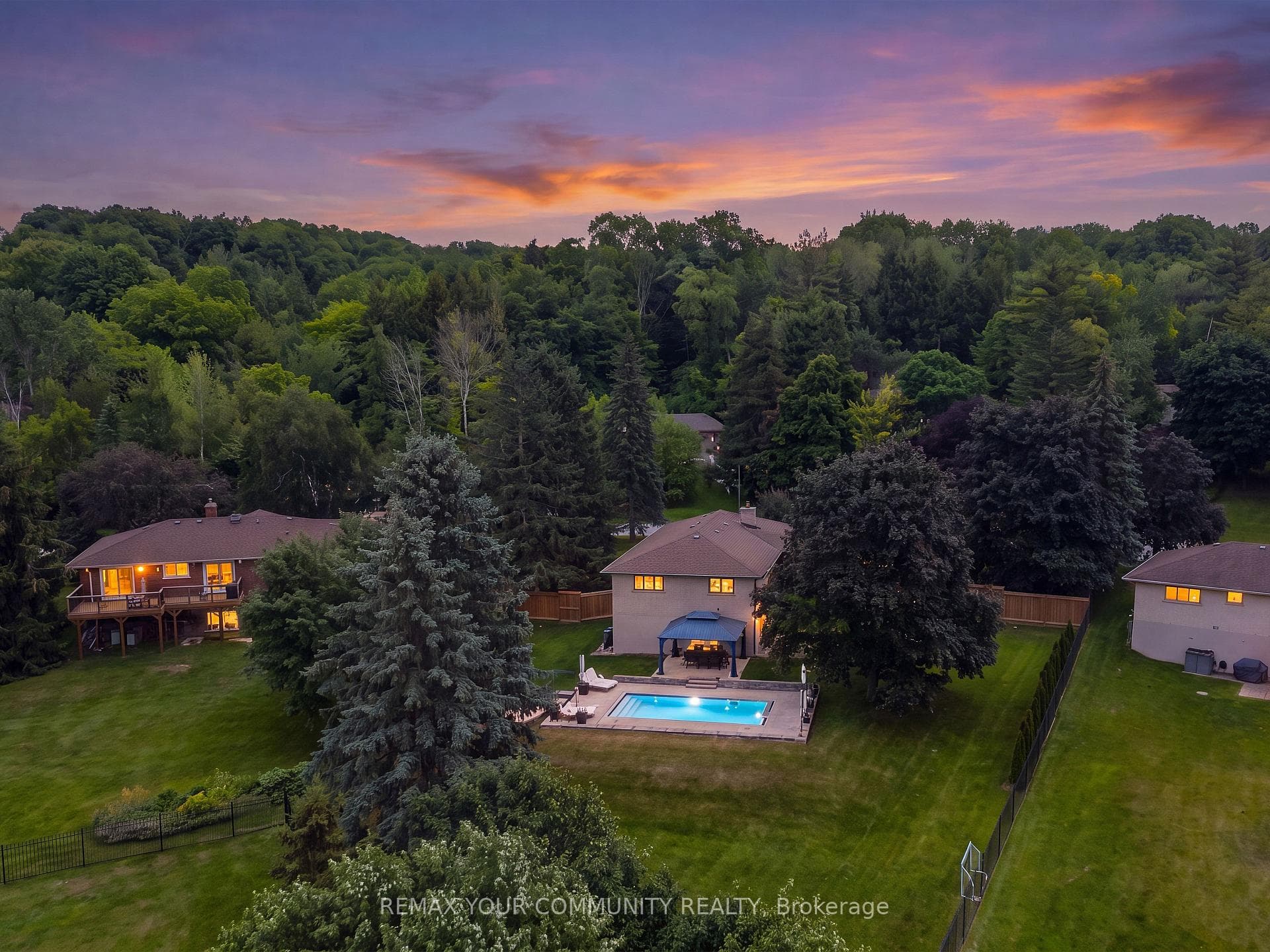 72 Cook Drive photo 41